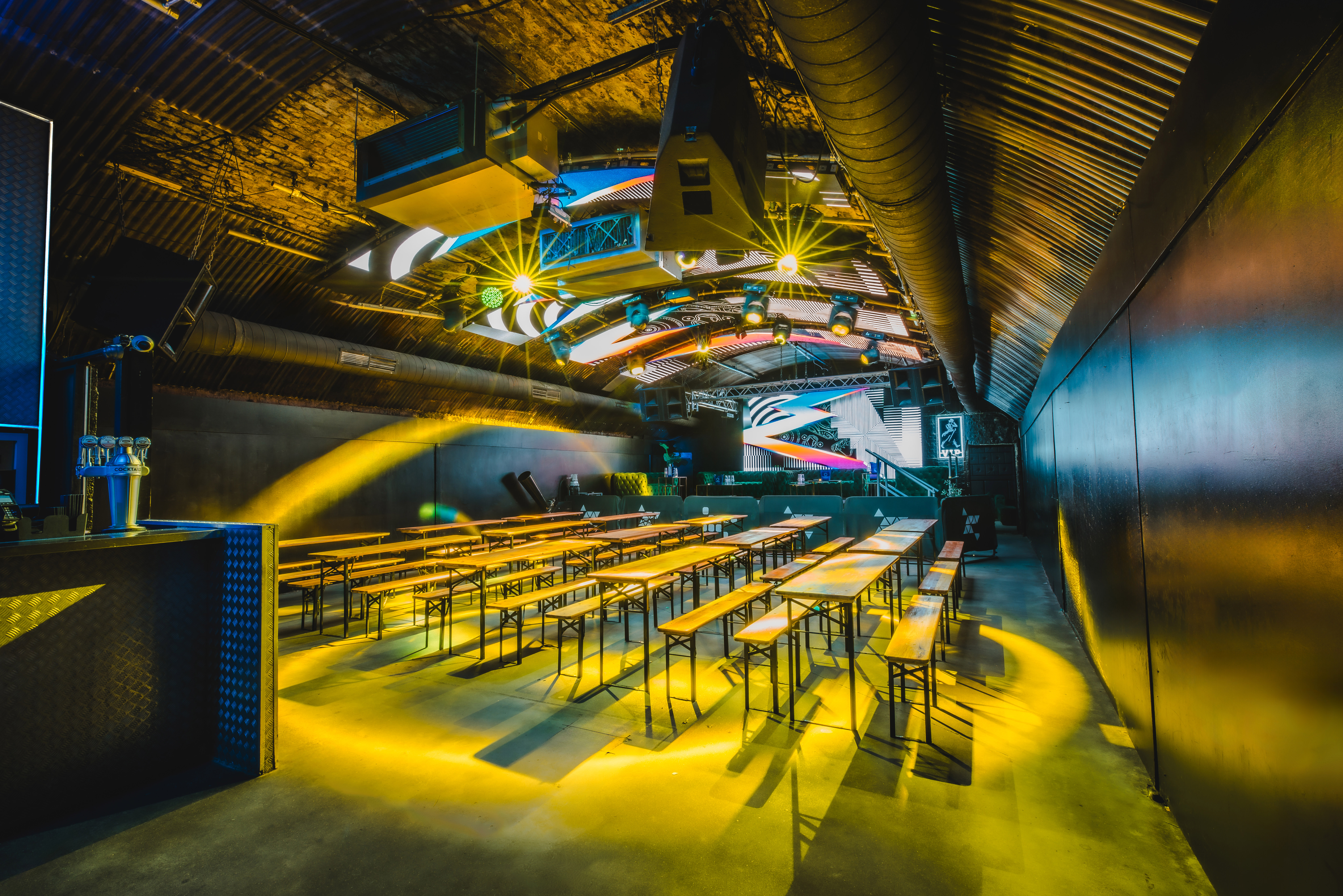 FIre Mirror Arch - dmhdzs3nhc4.jpg