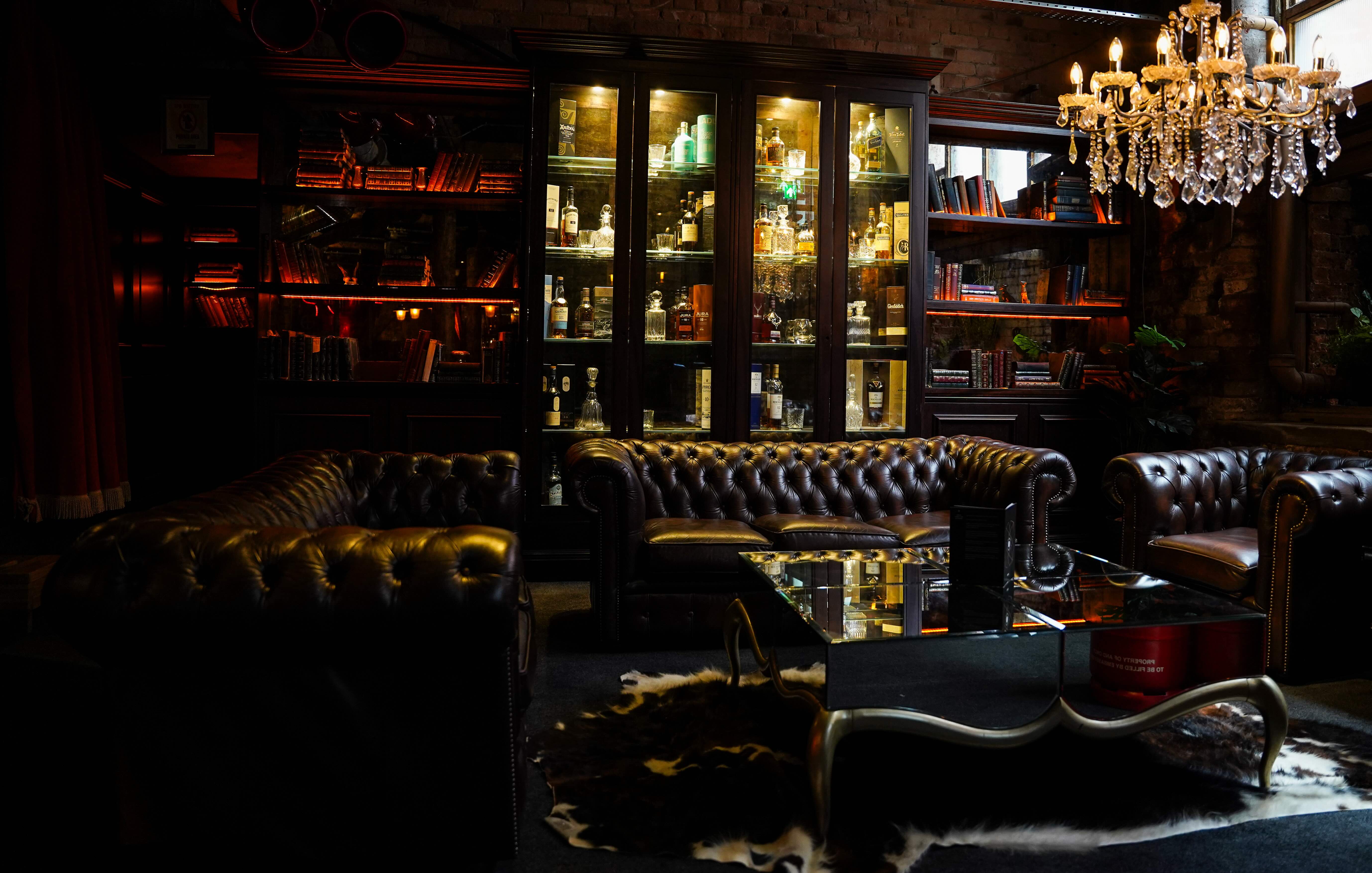 Main Floor - aocndbnqx0n.jpeg