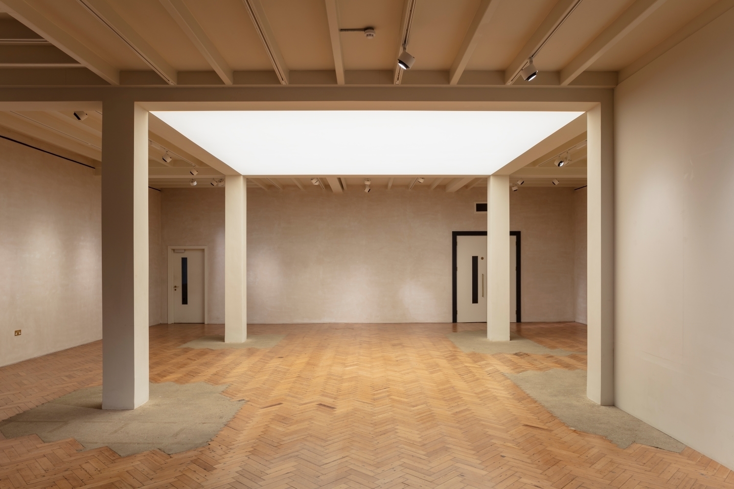 Crafts Council Gallery: spacious minimalist event venue with natural light for meetings and exhibitions.