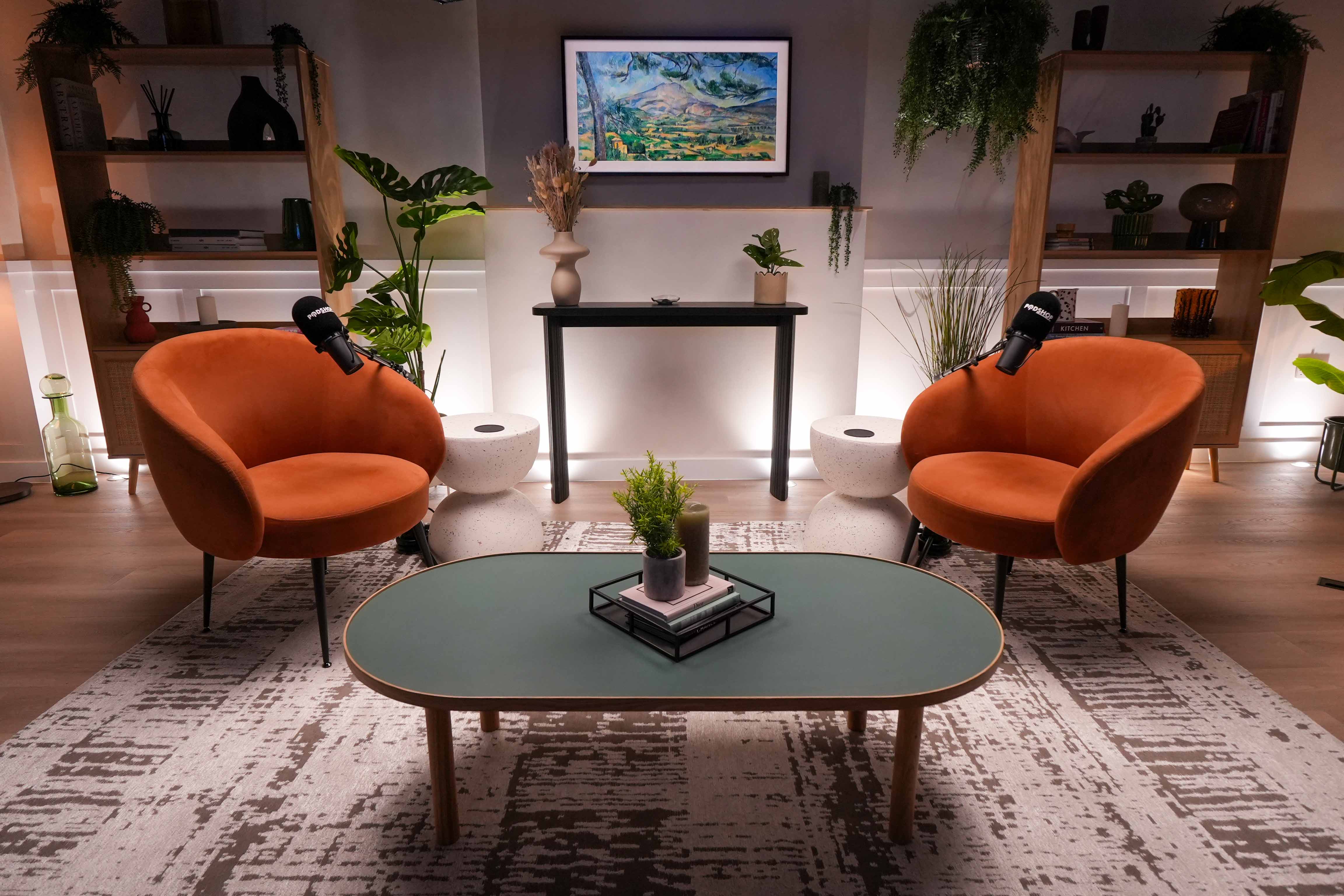 Podcast Recording Studio - b0ir21welnl.jpg