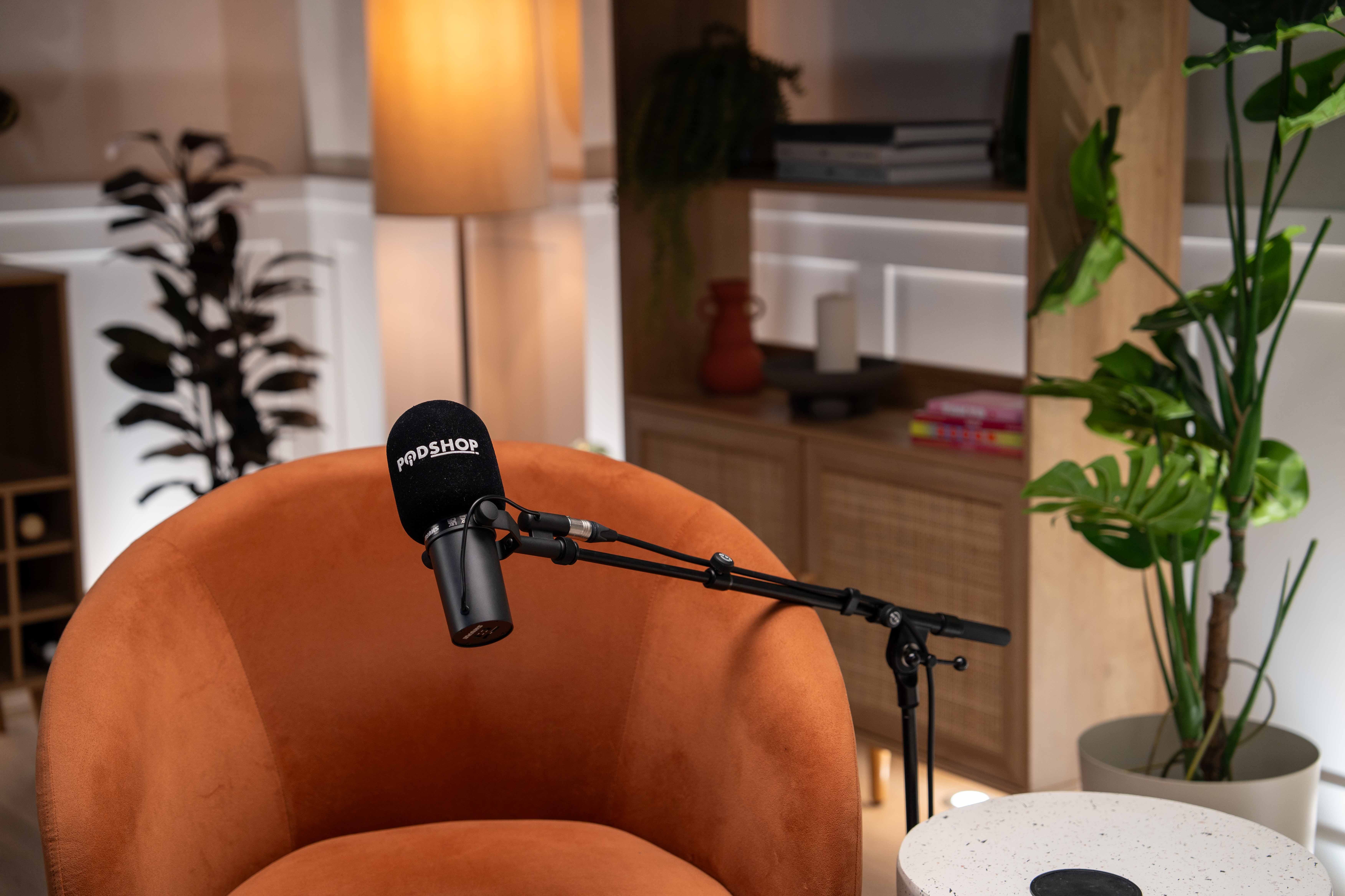 Podcast Recording Studio - k1skxasi4wn.jpg