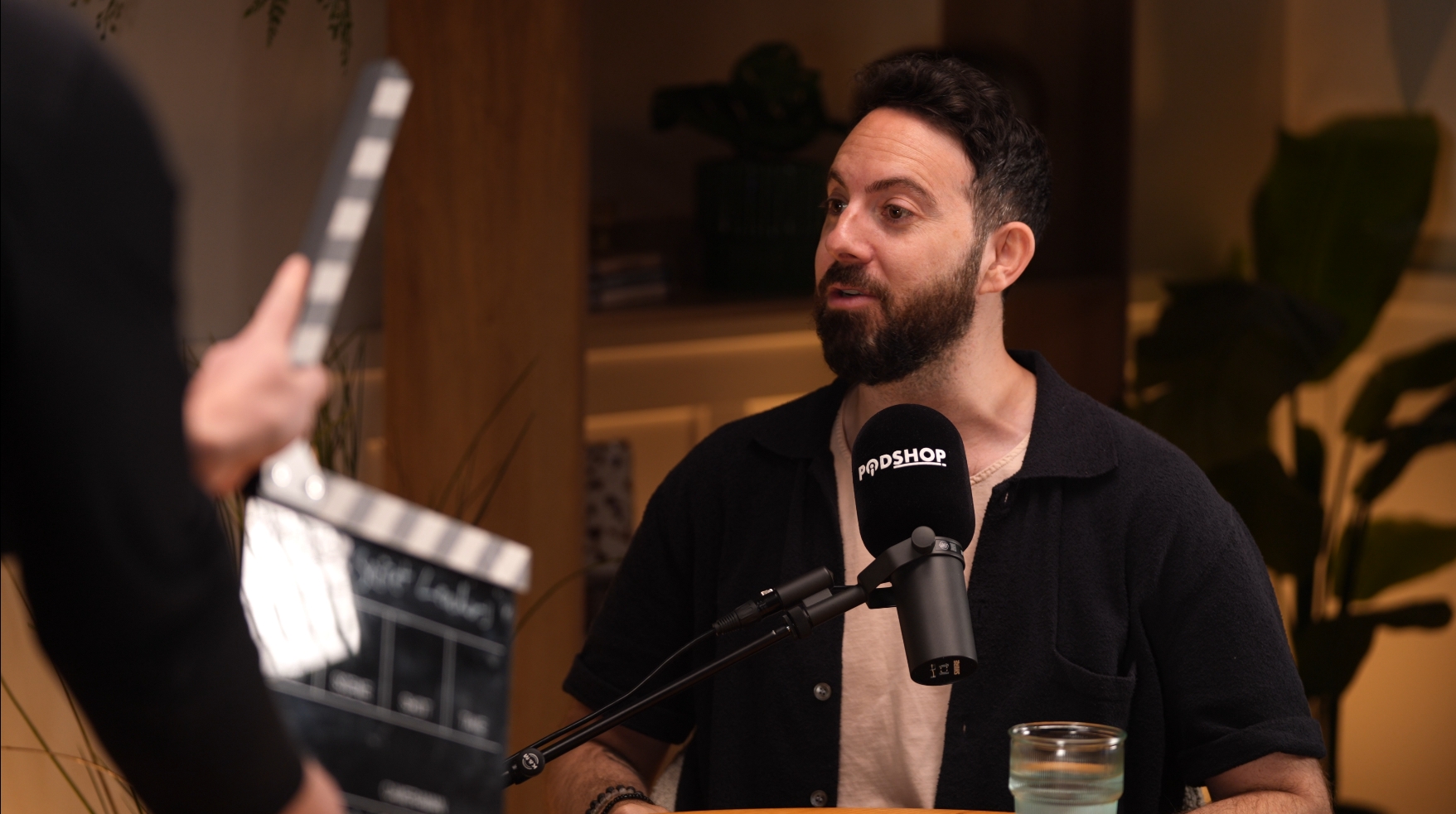 Podcast Recording Studio - n1dswiiktfu.jpg