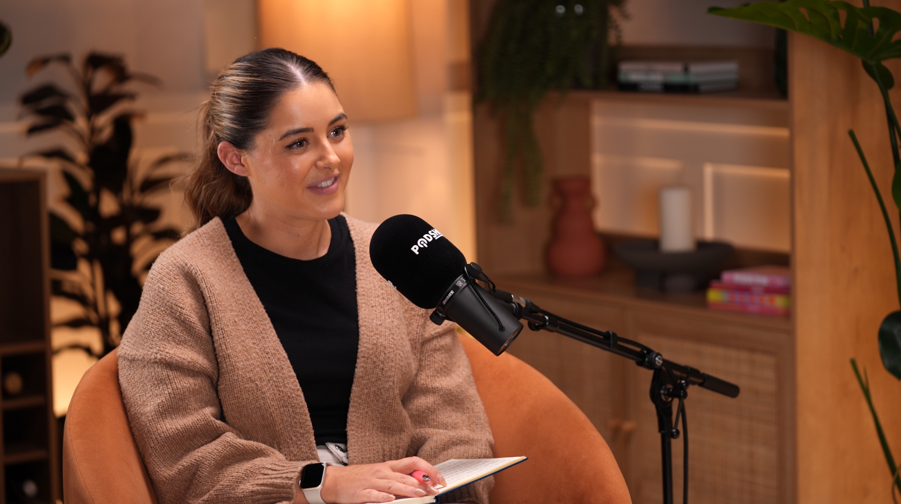 Podcast Recording Studio - uqdwiwhd1p3.jpg