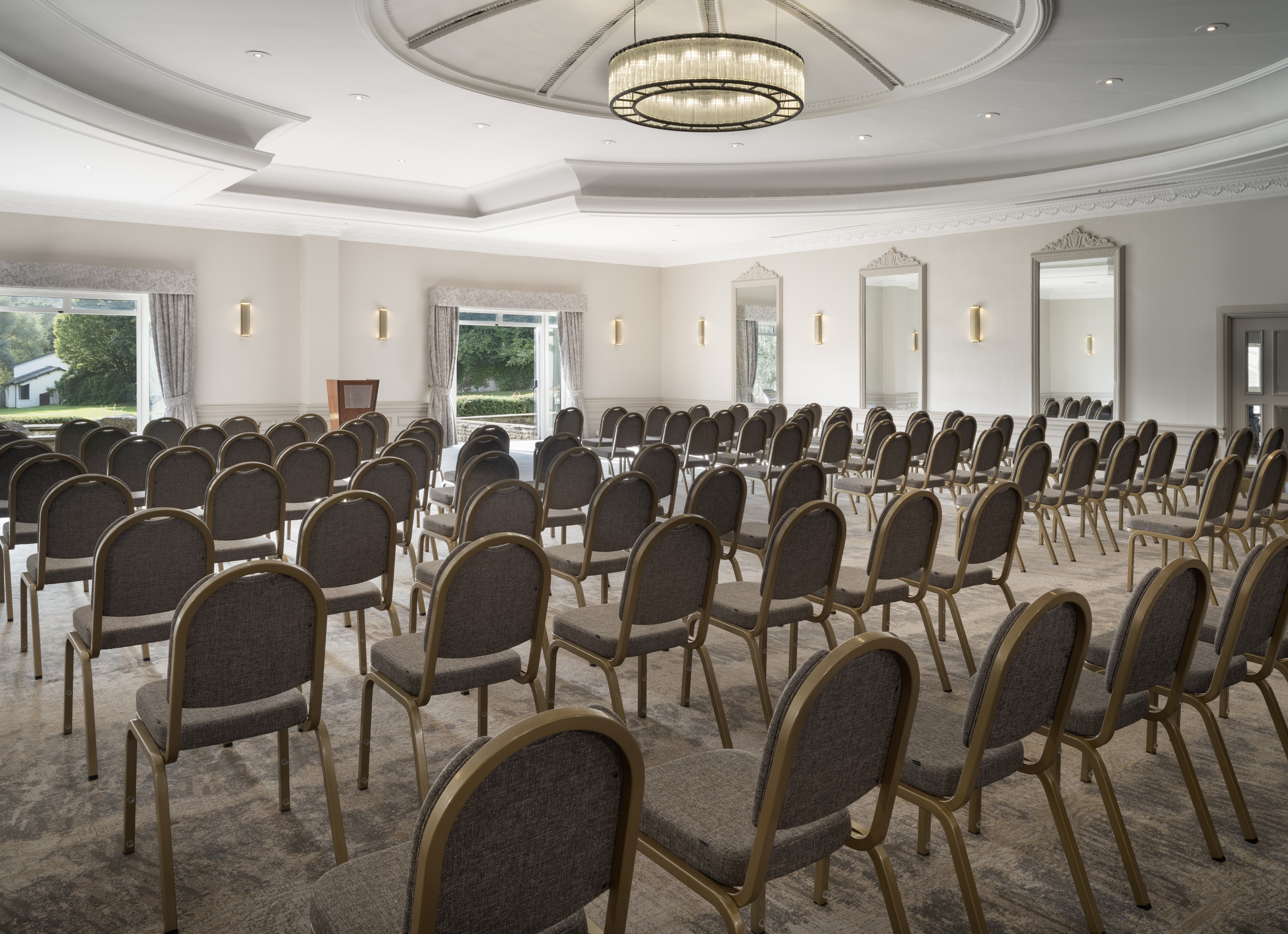 St Pierre Suite - atq5kez315w.jpg