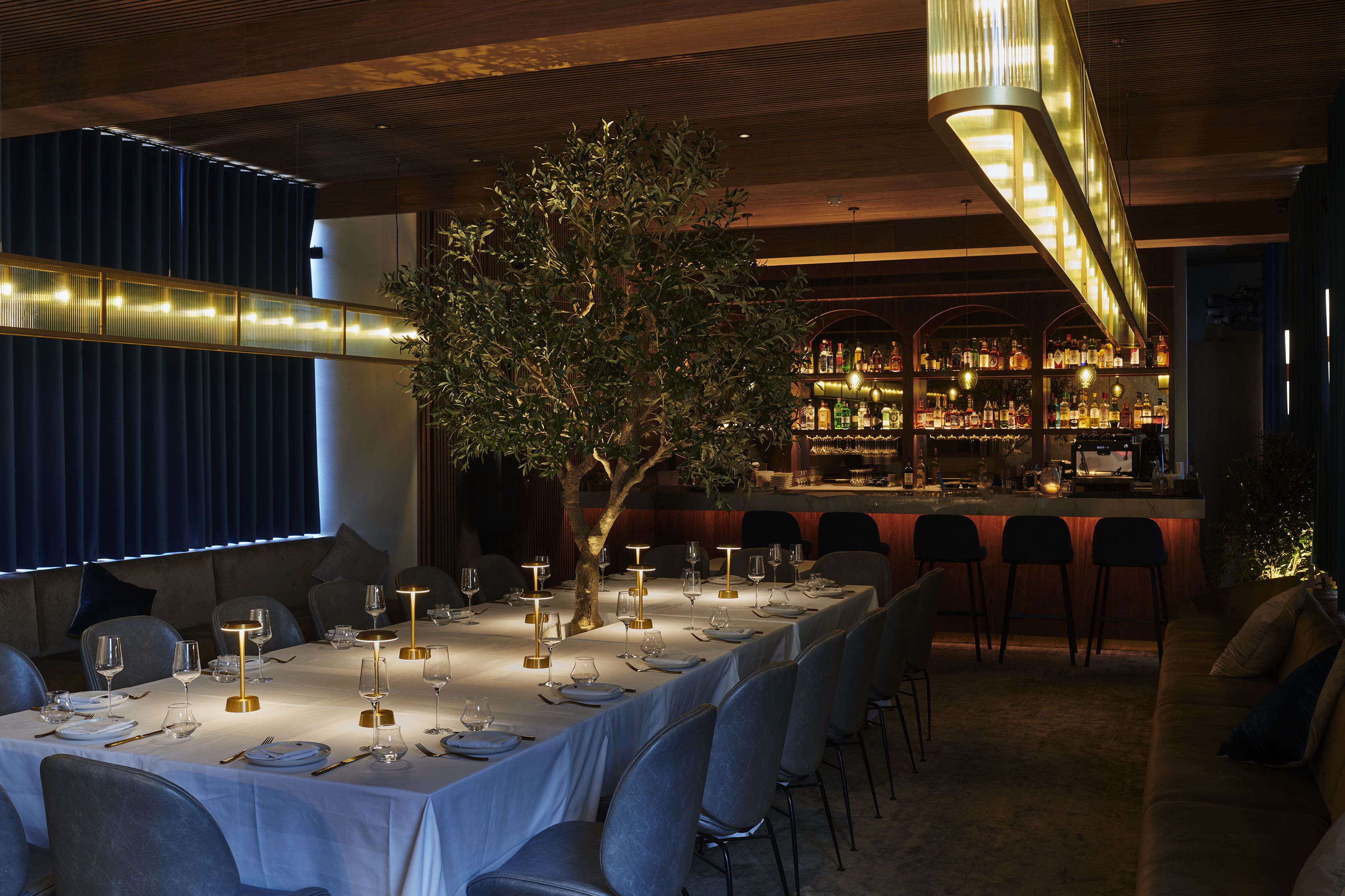 Private dining room at Sparrow Italia Mayfair, elegant setup for corporate events and gatherings.