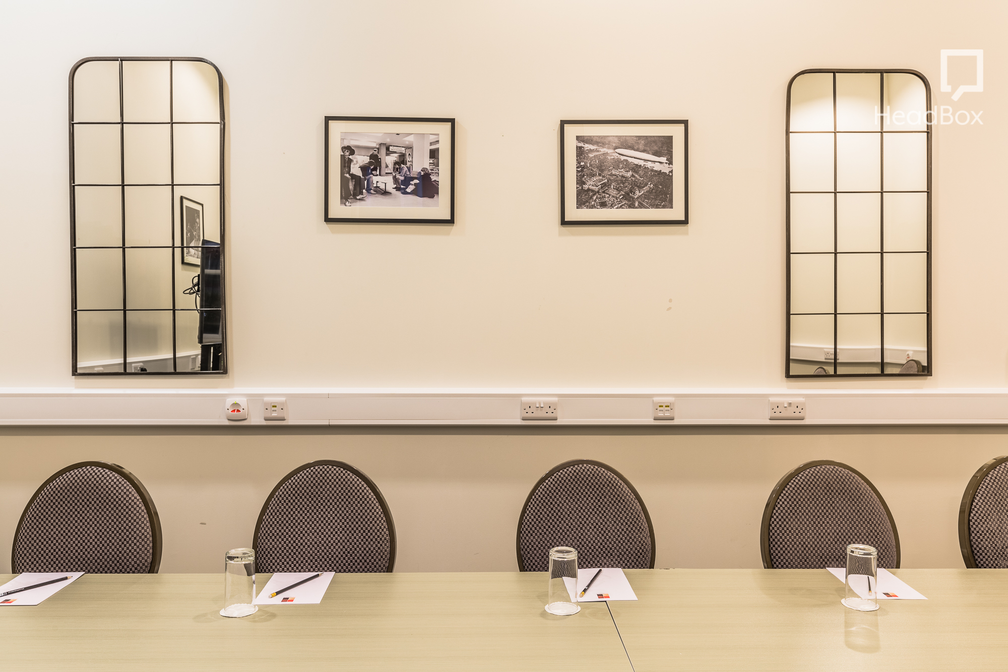 Magistrates Room - k0h2gbbuquv.jpg