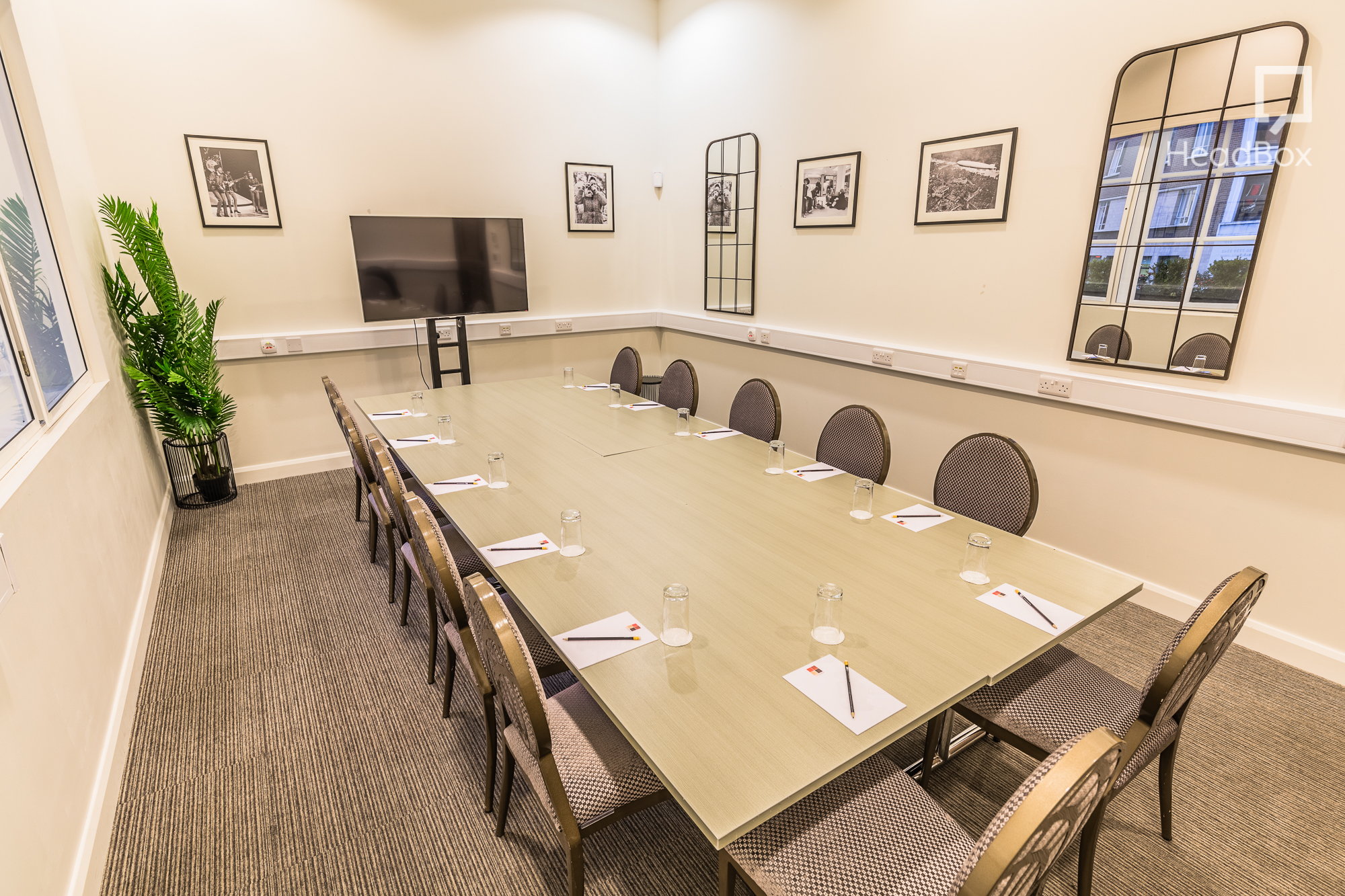 Magistrates Room - whbzbpfmwmk.jpg