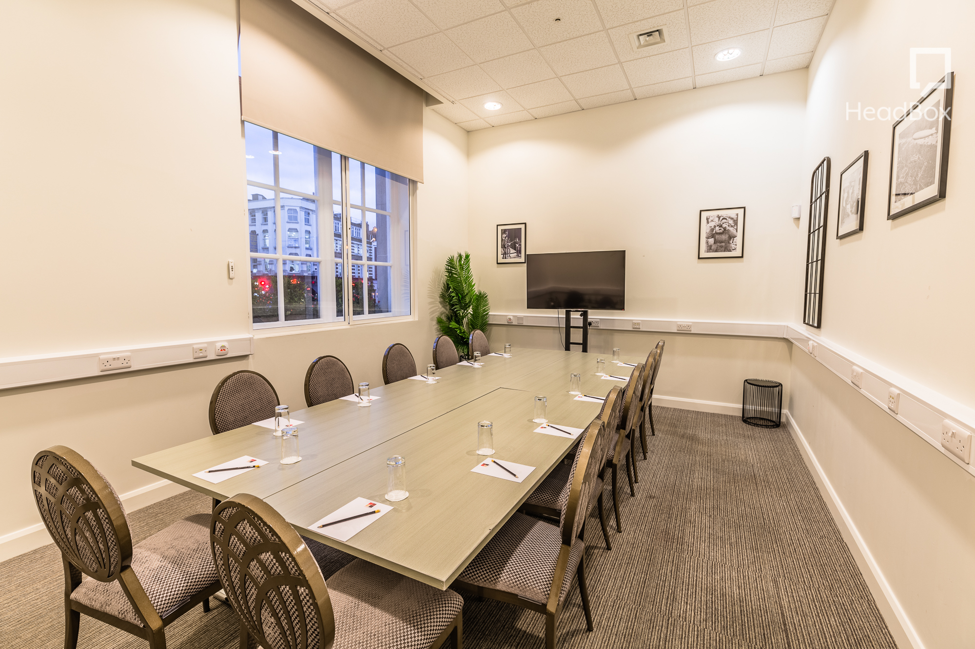 Magistrates Room - lobzaxsfjvd.jpg