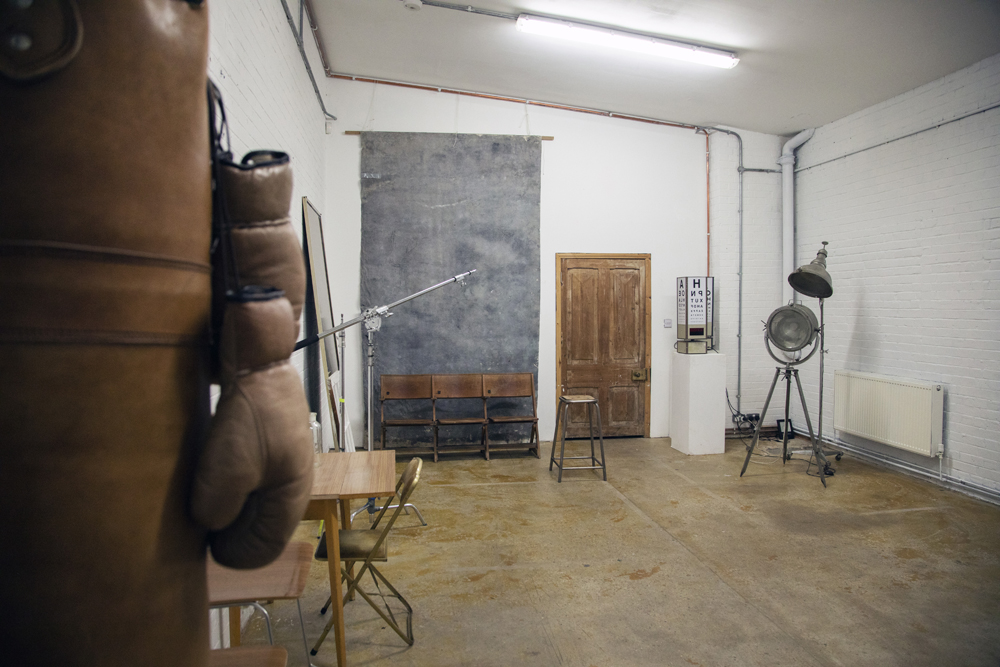 Studio 2 - r3yhv0bs21w.jpg