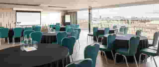 DoubleTree by Hilton Edinburgh City Centre