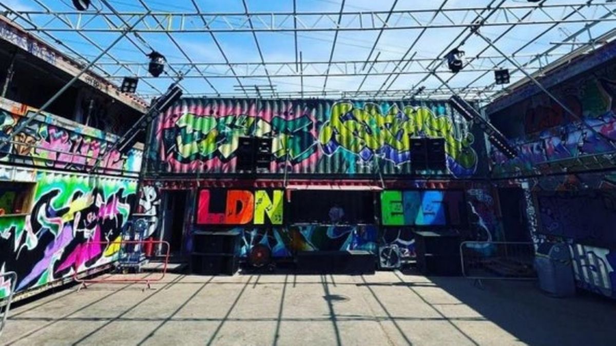 Main Room - f506d5e6-aa7d-4c20-901a-71e063e7d04c.jpeg