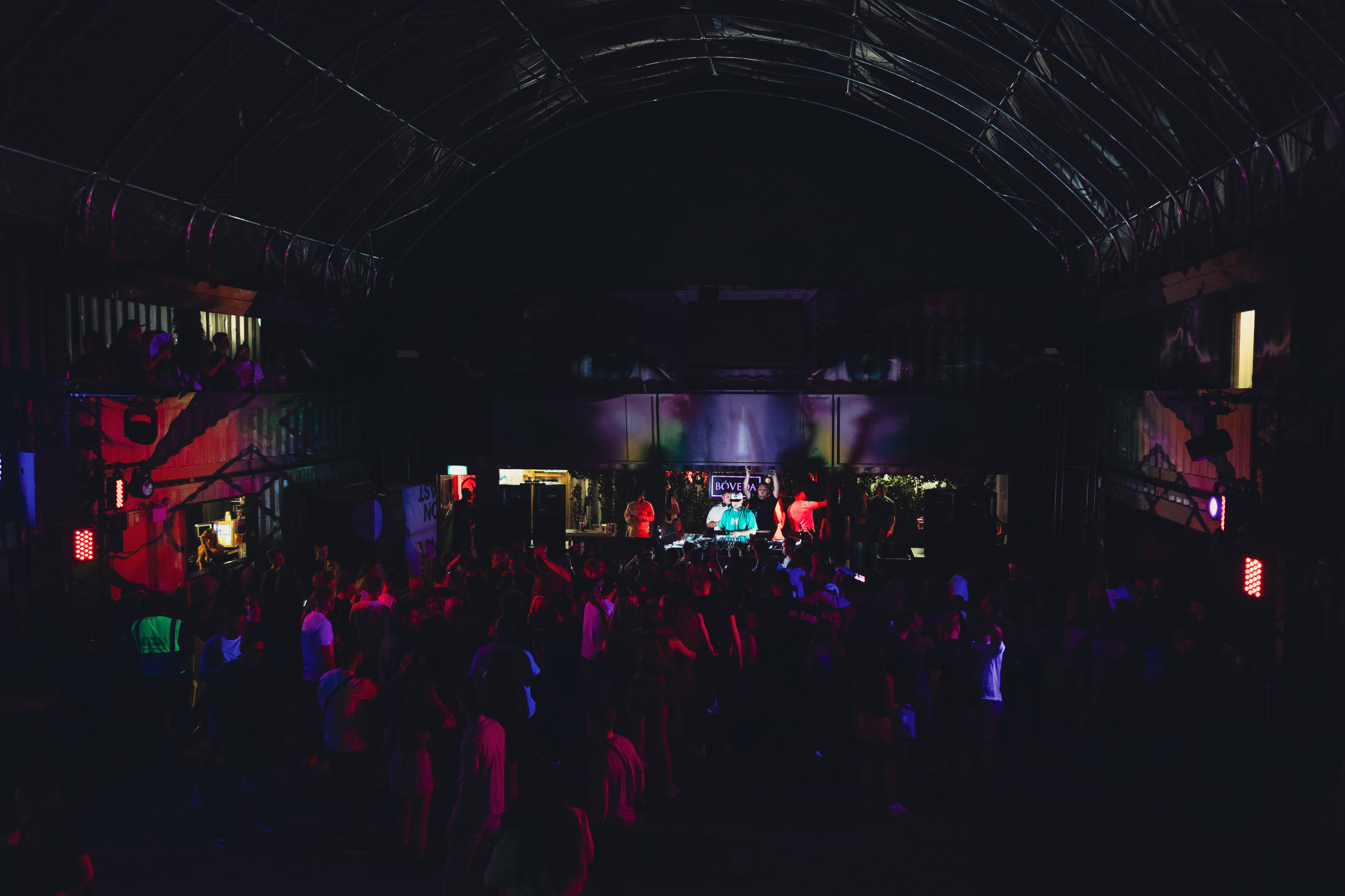 Main Room - q4azzz1iq2t.jpg