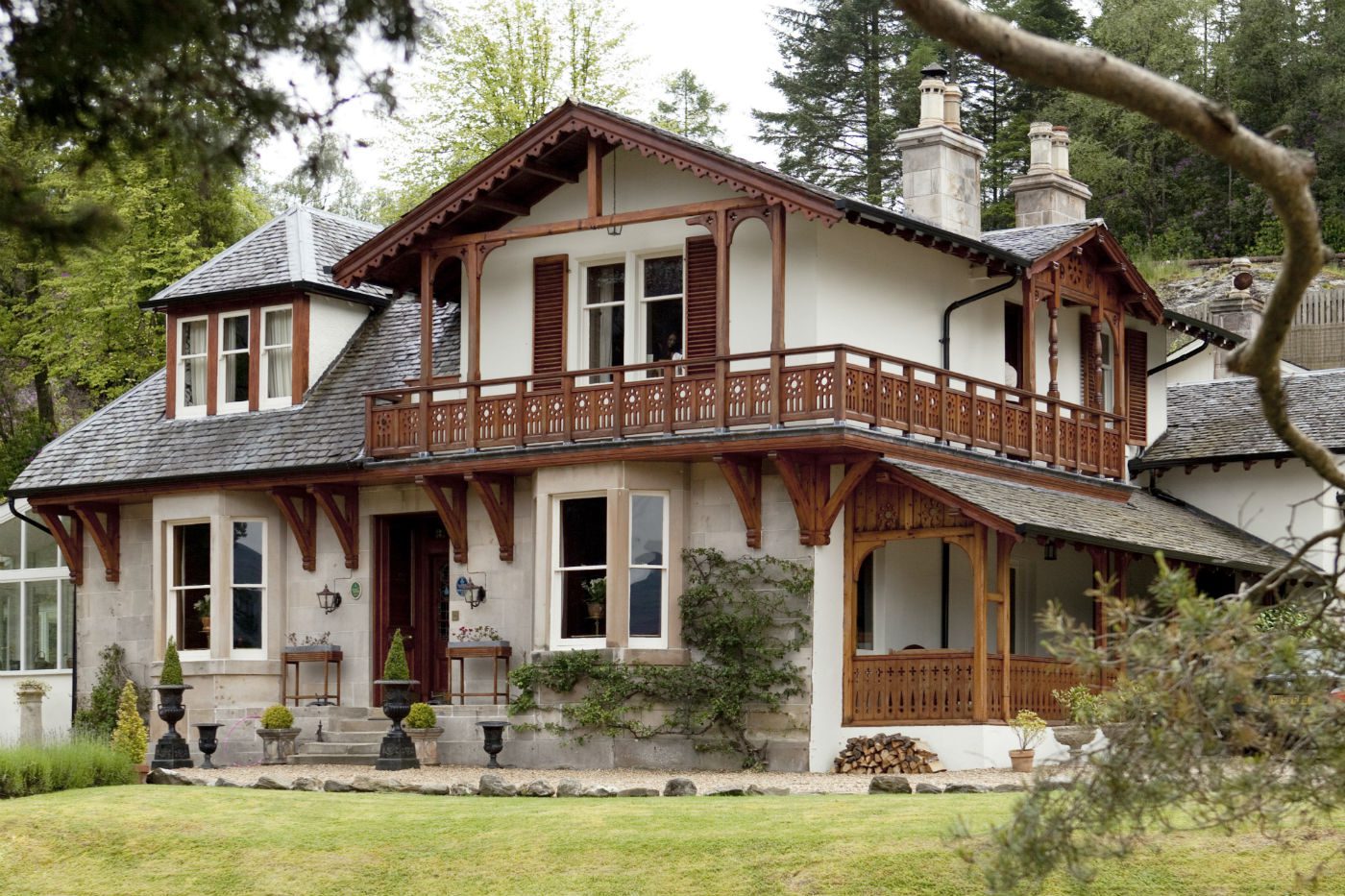 Woodside Lodge - image 1