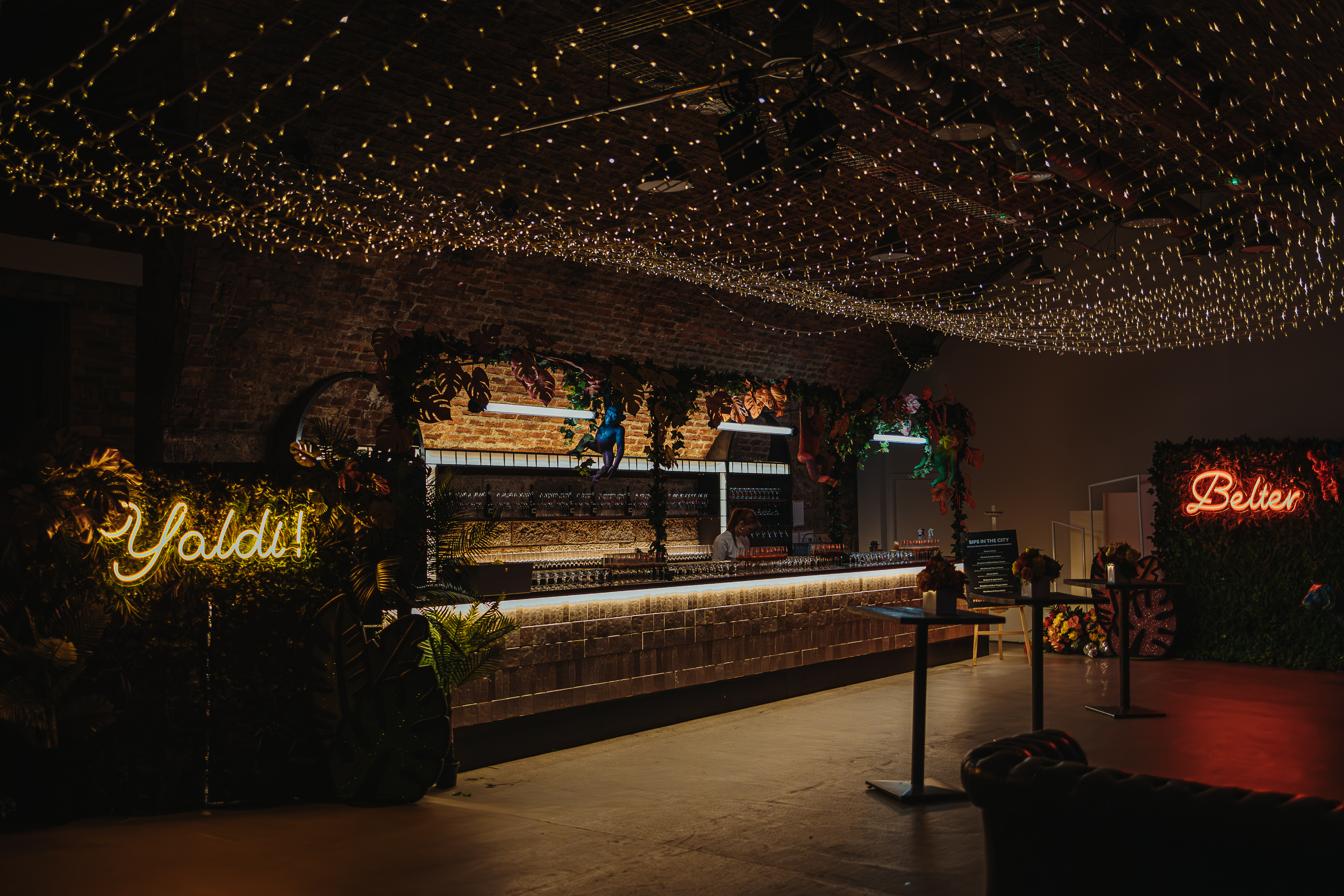 Platform - qwbf1axhc1i.jpg