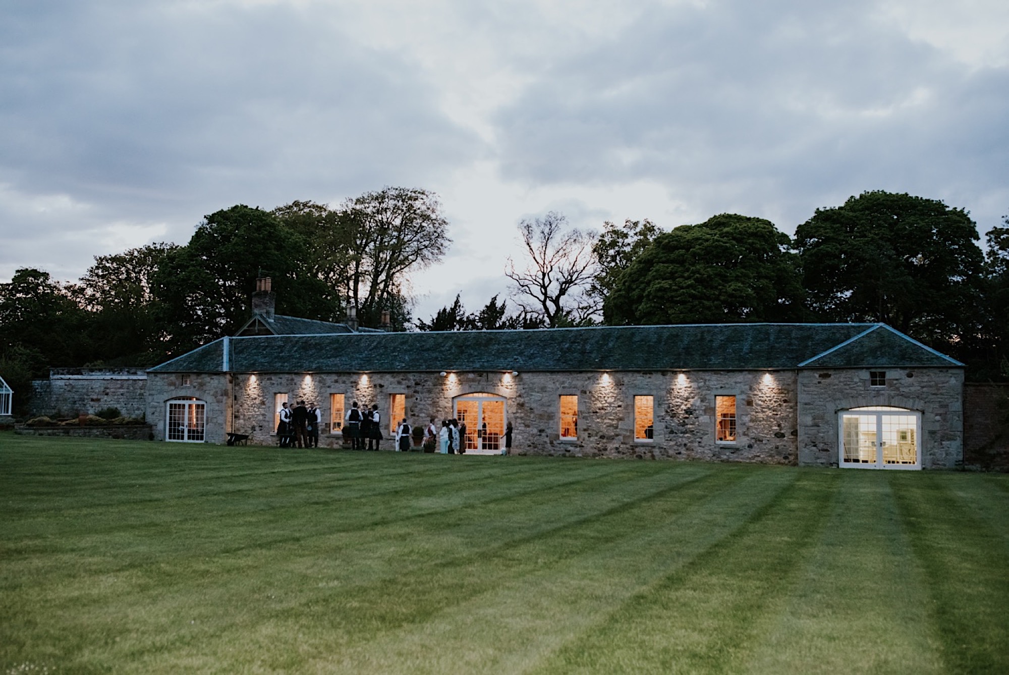 Kirknewton Stables Rustic Summer Barn ...