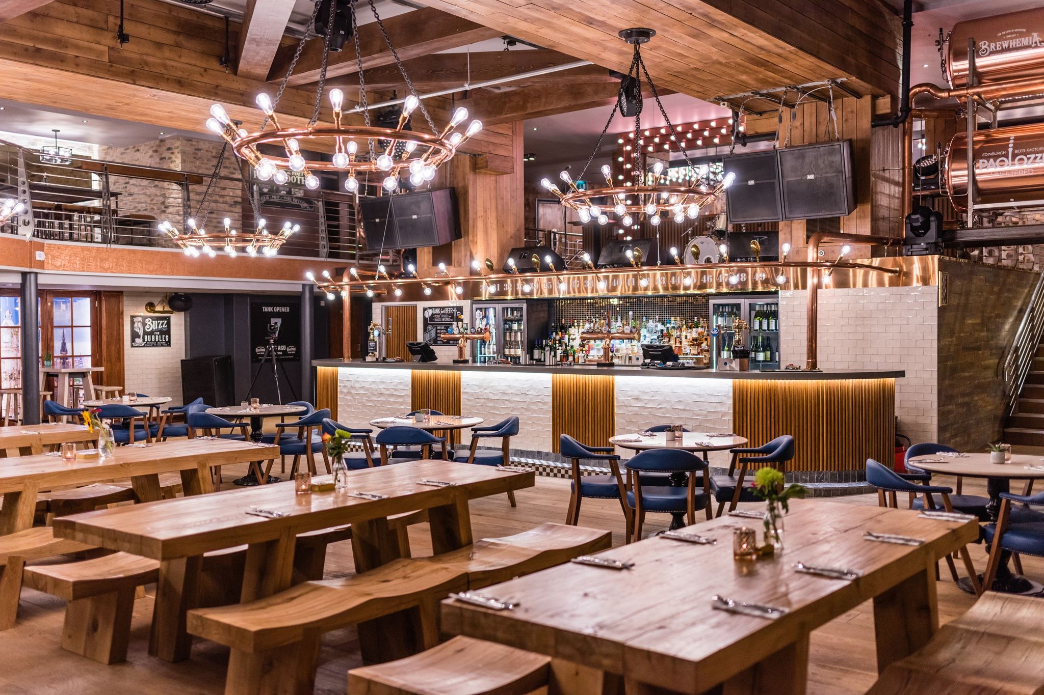 Stylish bar in modern event space at Beer Palace, perfect for social and corporate gatherings.