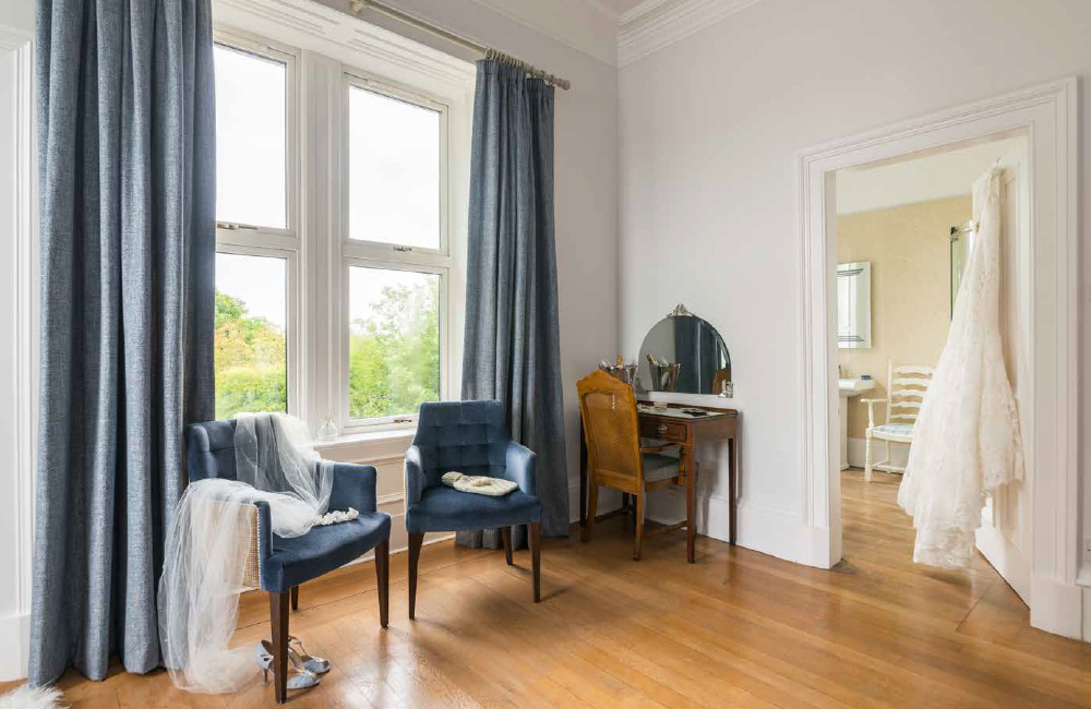 Elegant meeting room in Cairns Farm Estate, perfect for small events and gatherings.