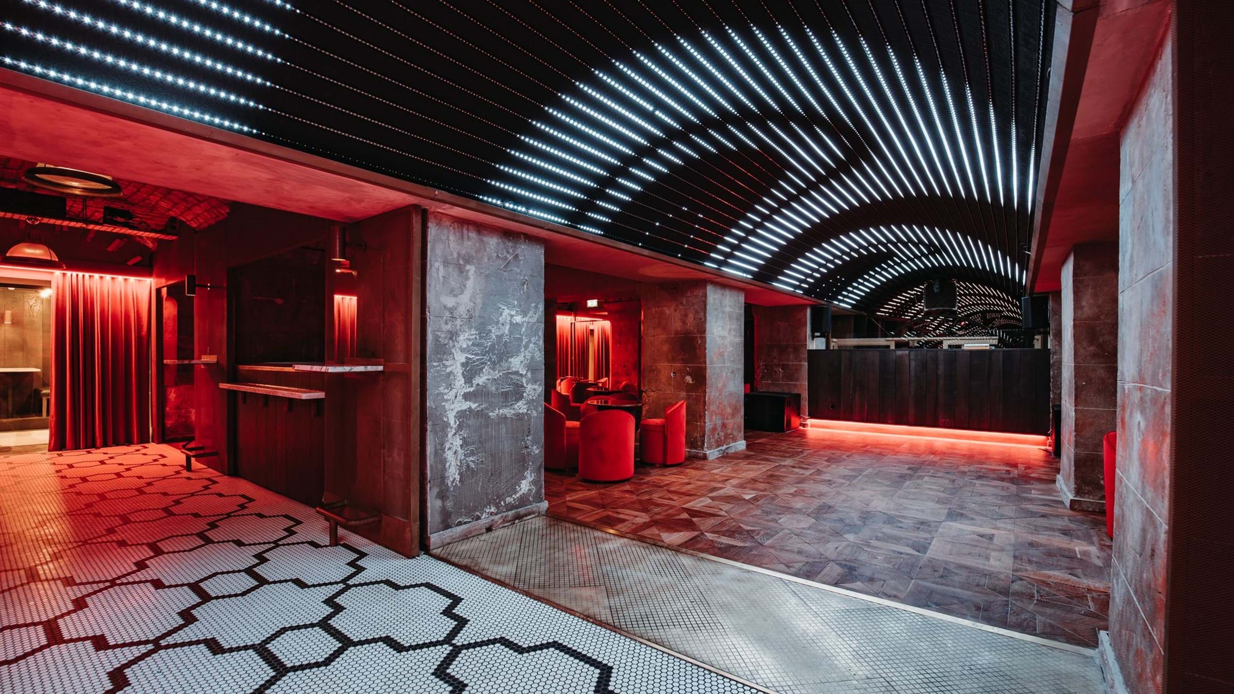 Live Nightclub at The Corinthian Club, modern event space with dynamic lighting for gatherings.