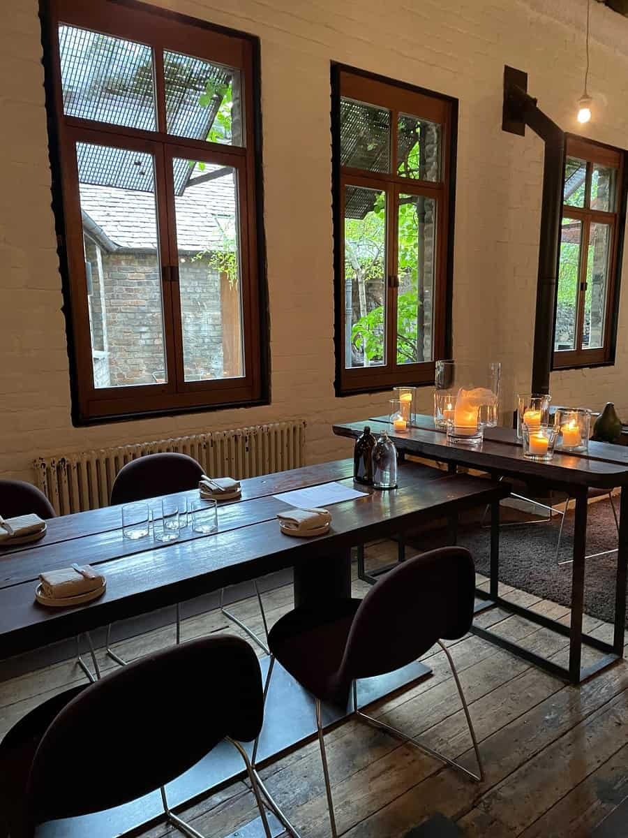 Rustic meeting space at The Shed in TIMBERYARD, perfect for gatherings and brainstorming.