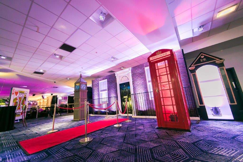 Vibrant exhibition venue with Big Ben replica, ideal for themed events and celebrations.