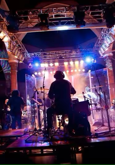 Diamond Arena - 0pxl5aym5s1.jpeg