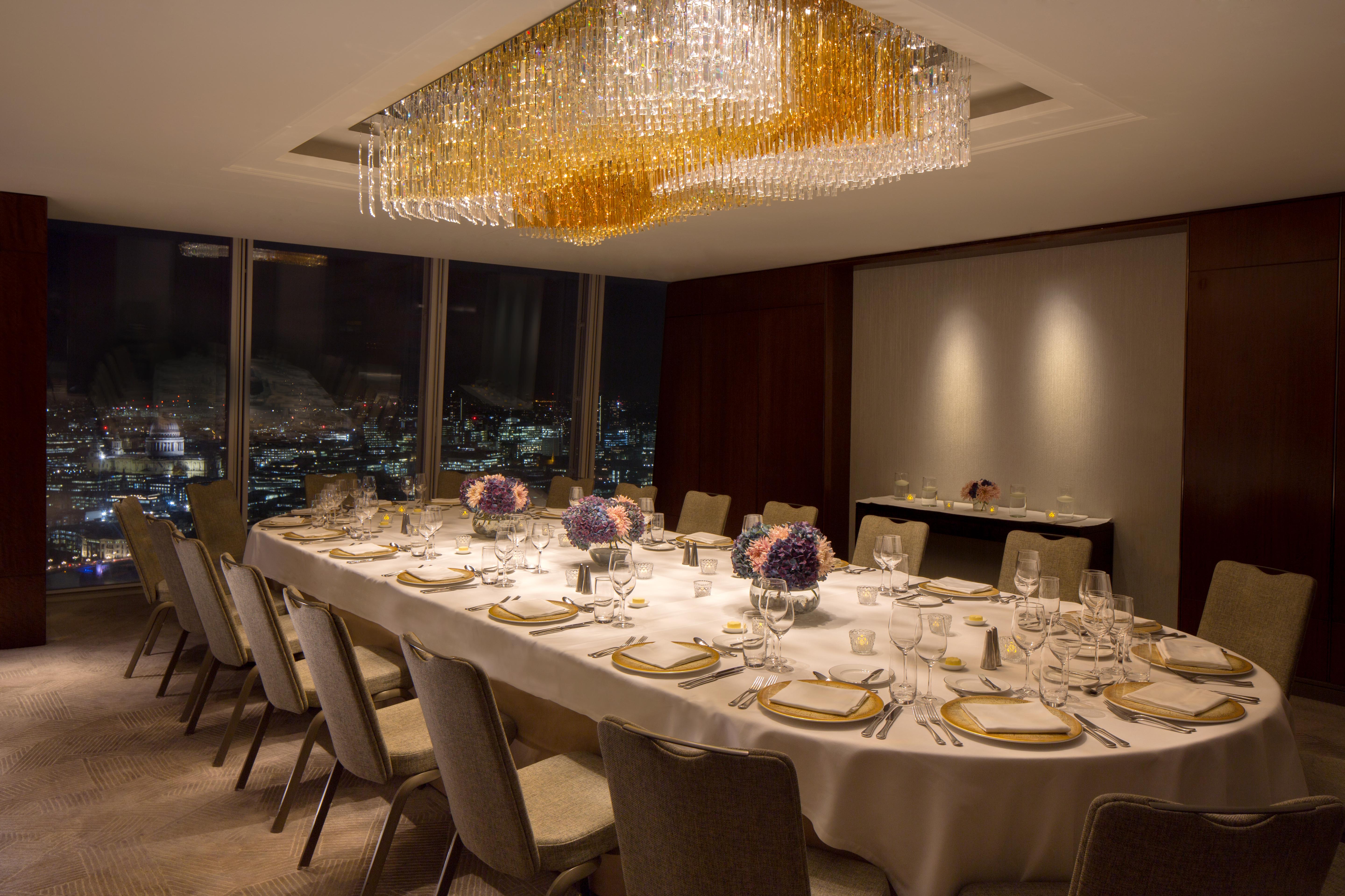 Elegant dining table in Li Room, Shangri-La The Shard, perfect for corporate events.