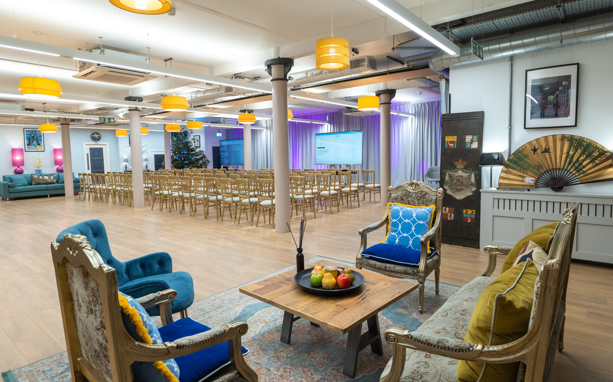 La Galeria - b0r4wim1bko.jpg