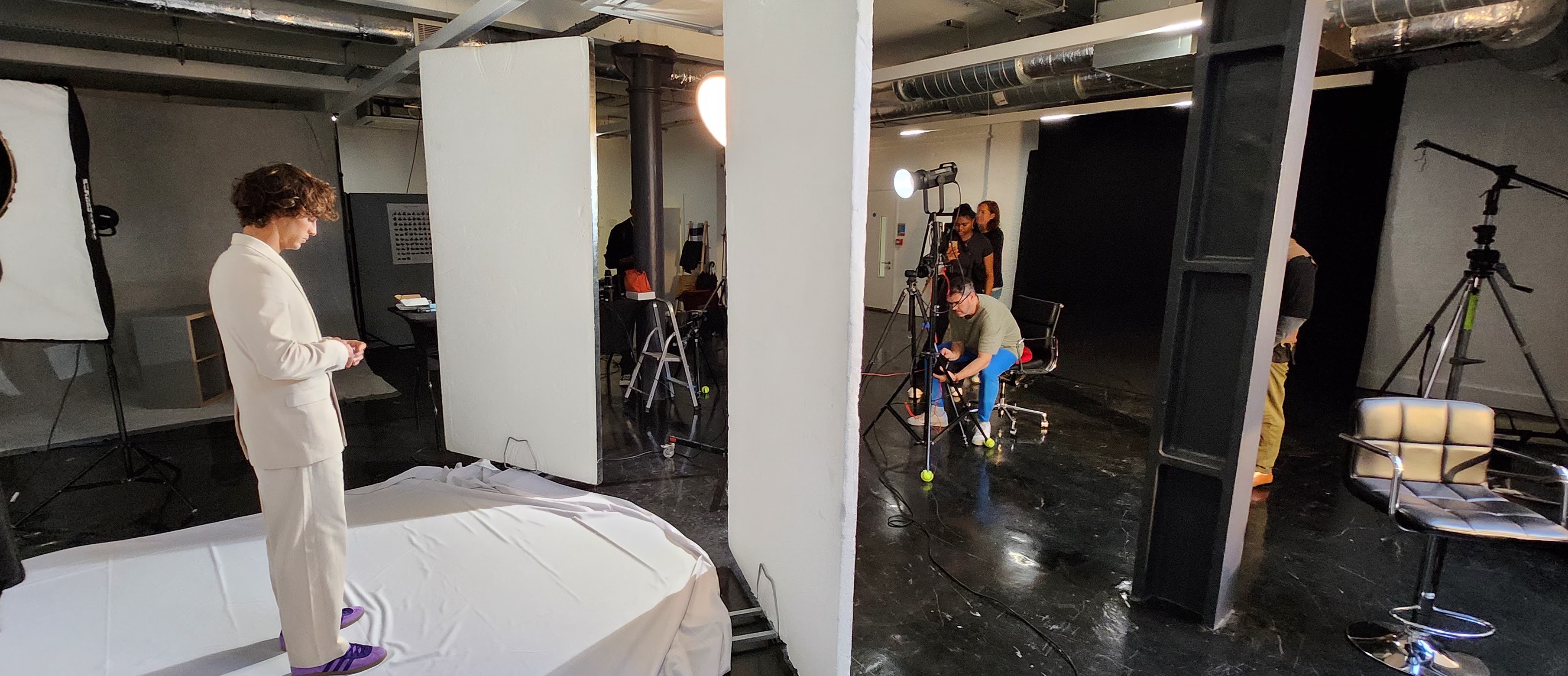 Professional photoshoot setup in Lumiere Underwood with dynamic lighting and staging.