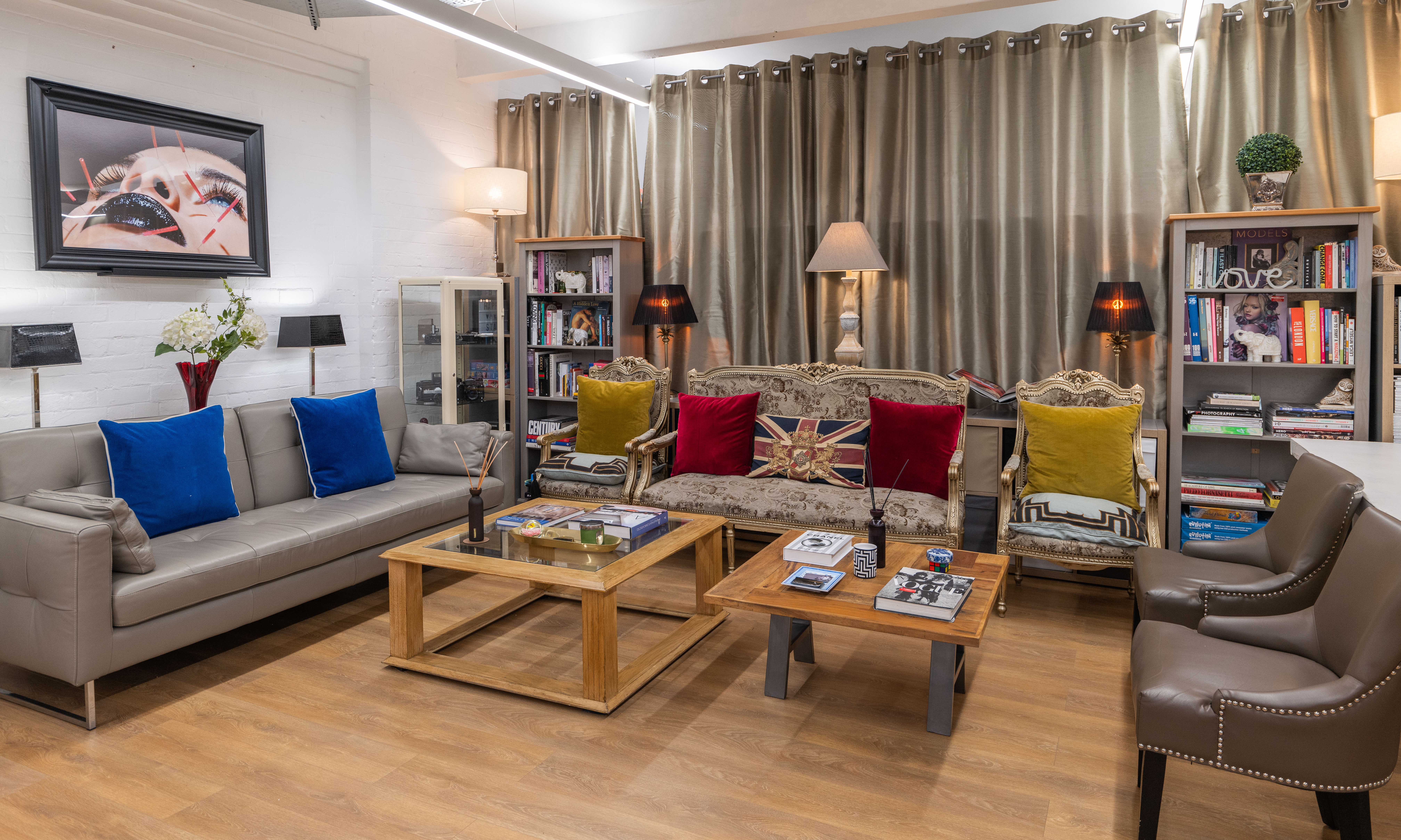 Lumiere Underwood lounge: sophisticated meeting, networking event