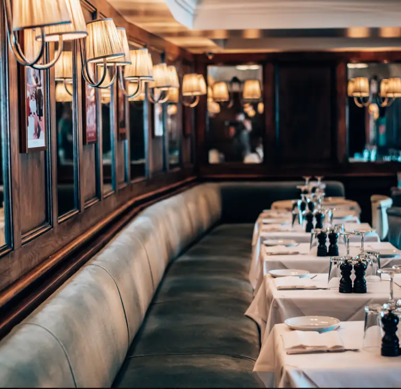 Elegant dining space at MacellaioRC - SOHO, perfect for intimate gatherings and corporate events.