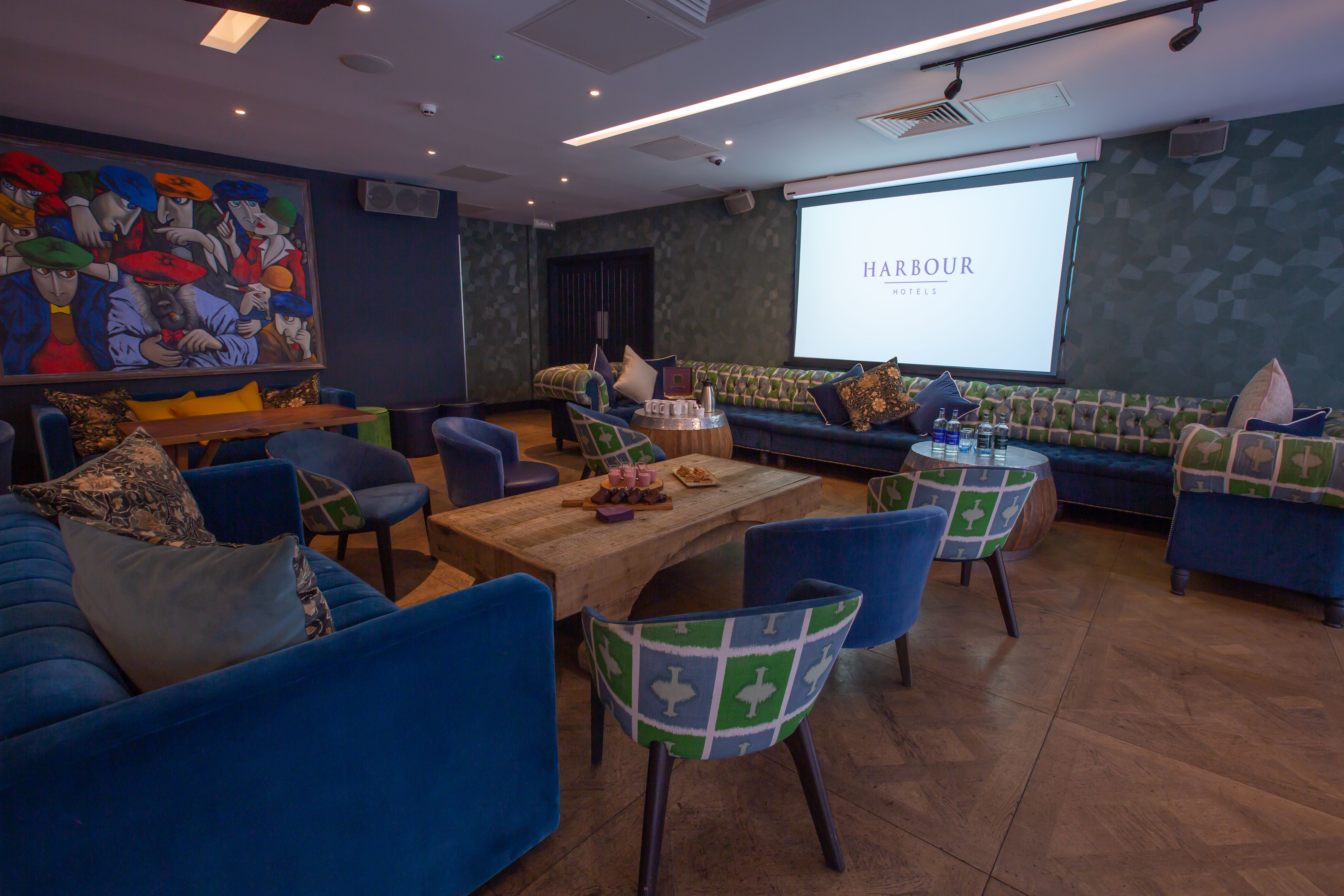Stylish meeting space at Long Bar Late, Guildford Harbour Hotel, ideal for events and gatherings.