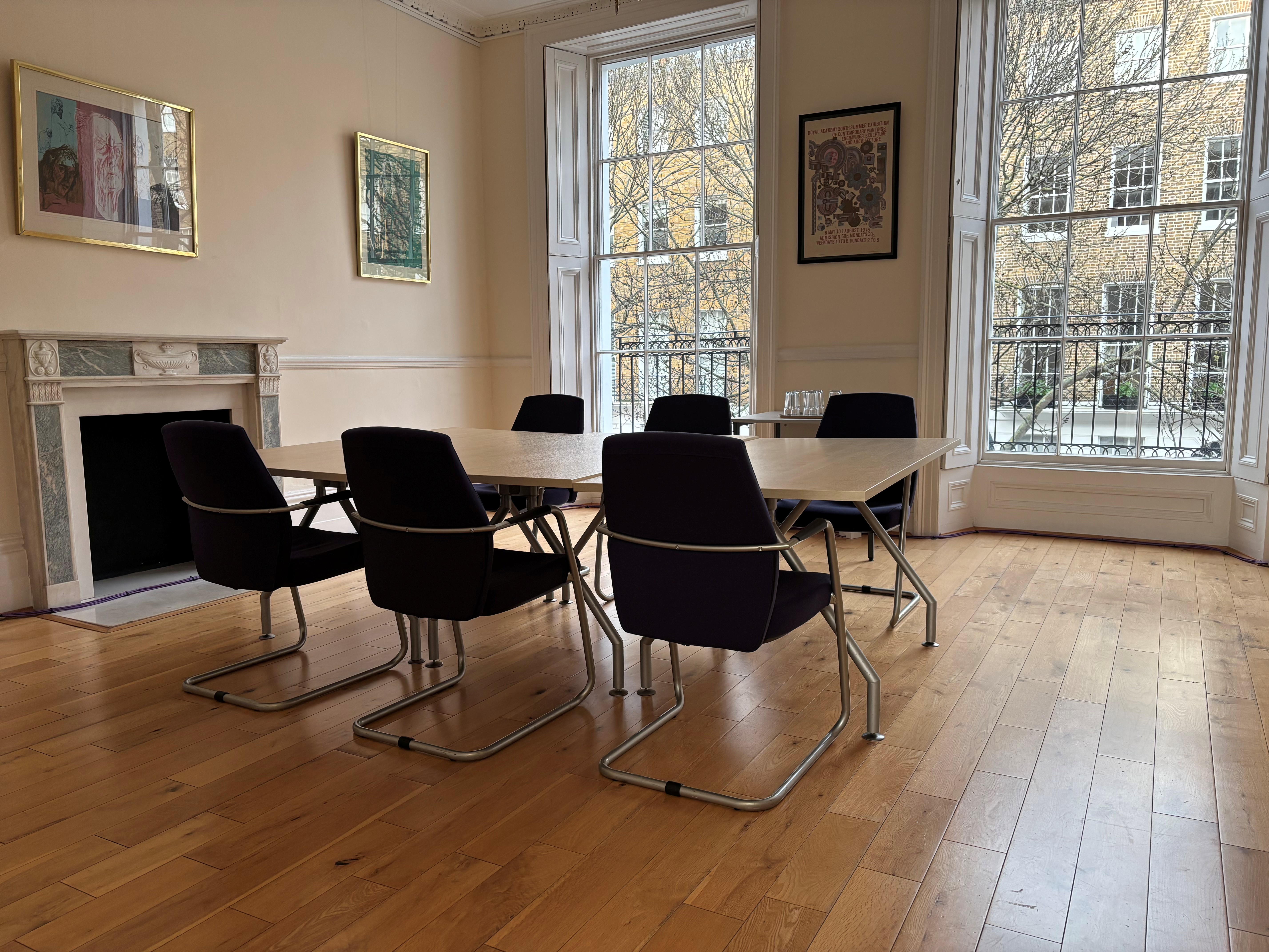  Meeting Room In Bloomsbury, Central London - image 3