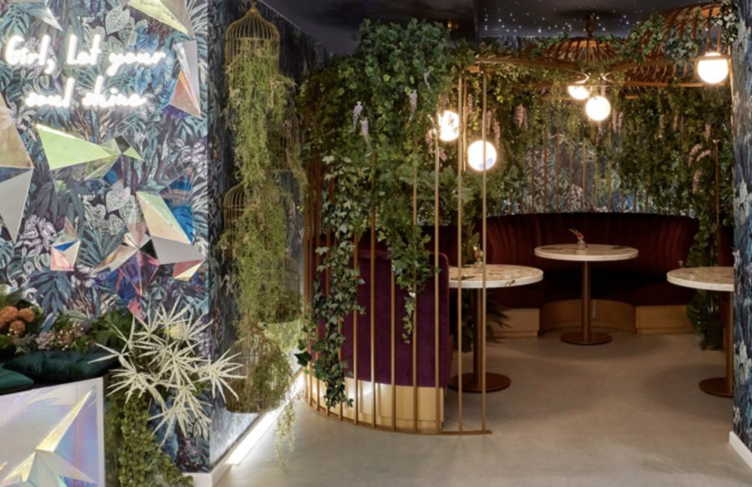 Feya Knightsbridge - squaei532lj.png