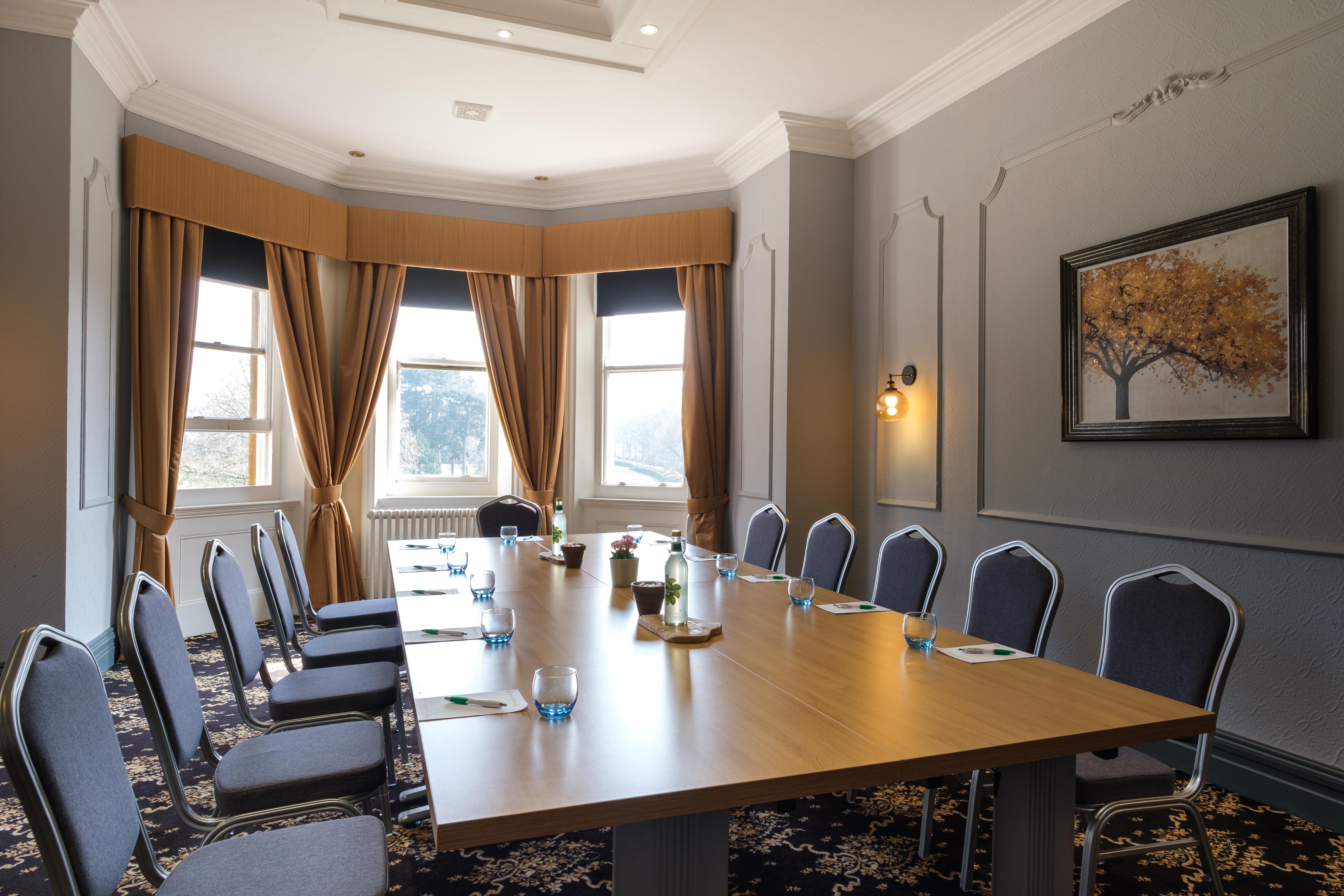 Longmoor Room - orzbdcdtwnk.jpg