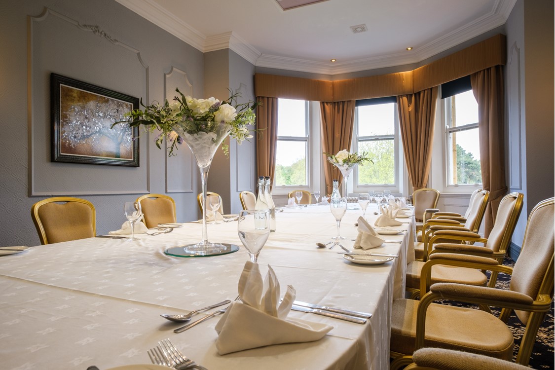 Longmoor Room - hsqmzacdsqt.jpg