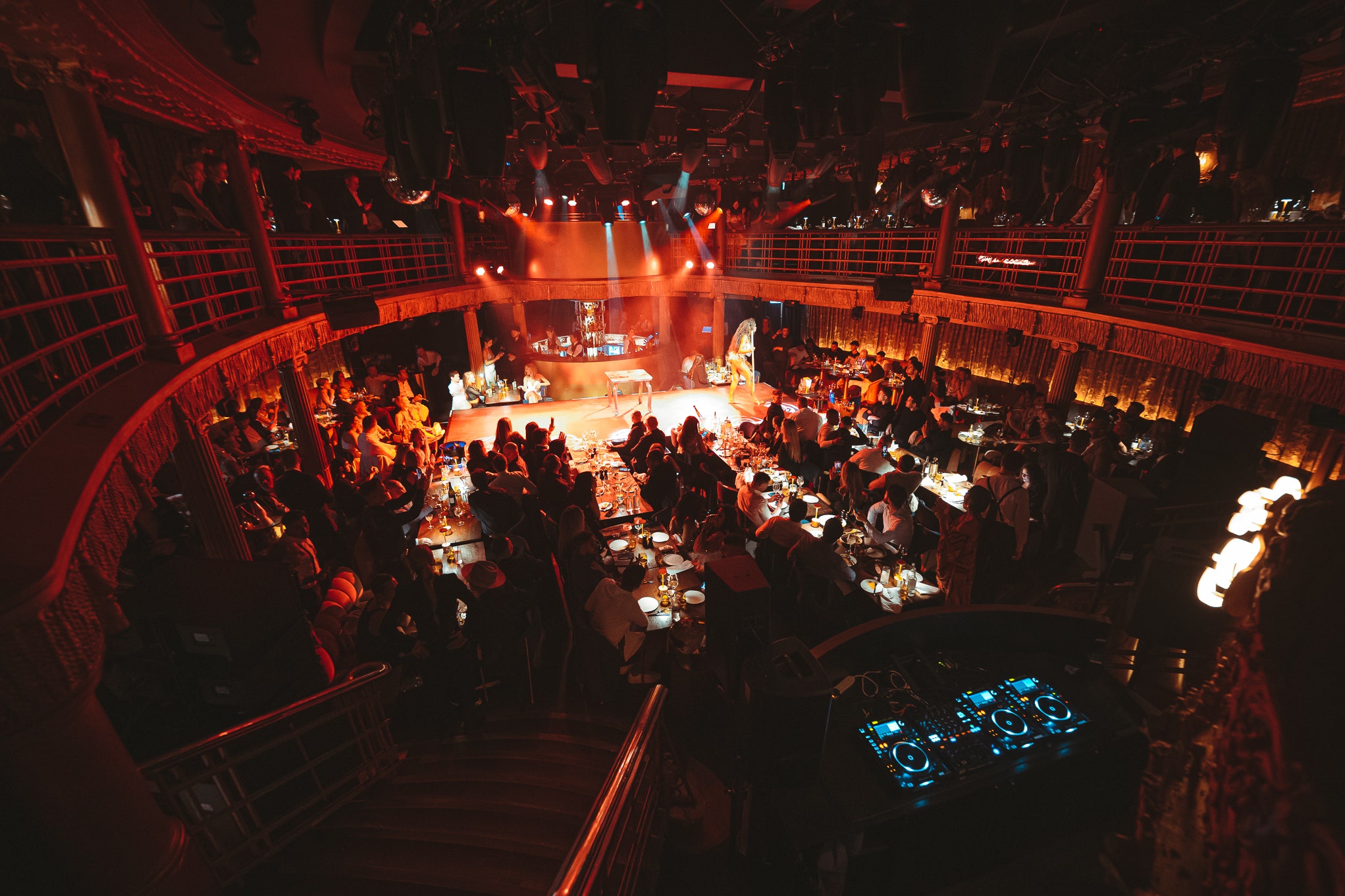 19 things to do in London at night | CN ...