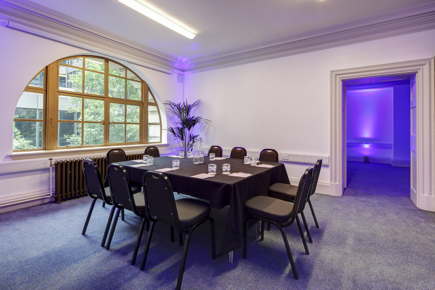 Syndicate Rooms - qzcxf3qfllk.jpg