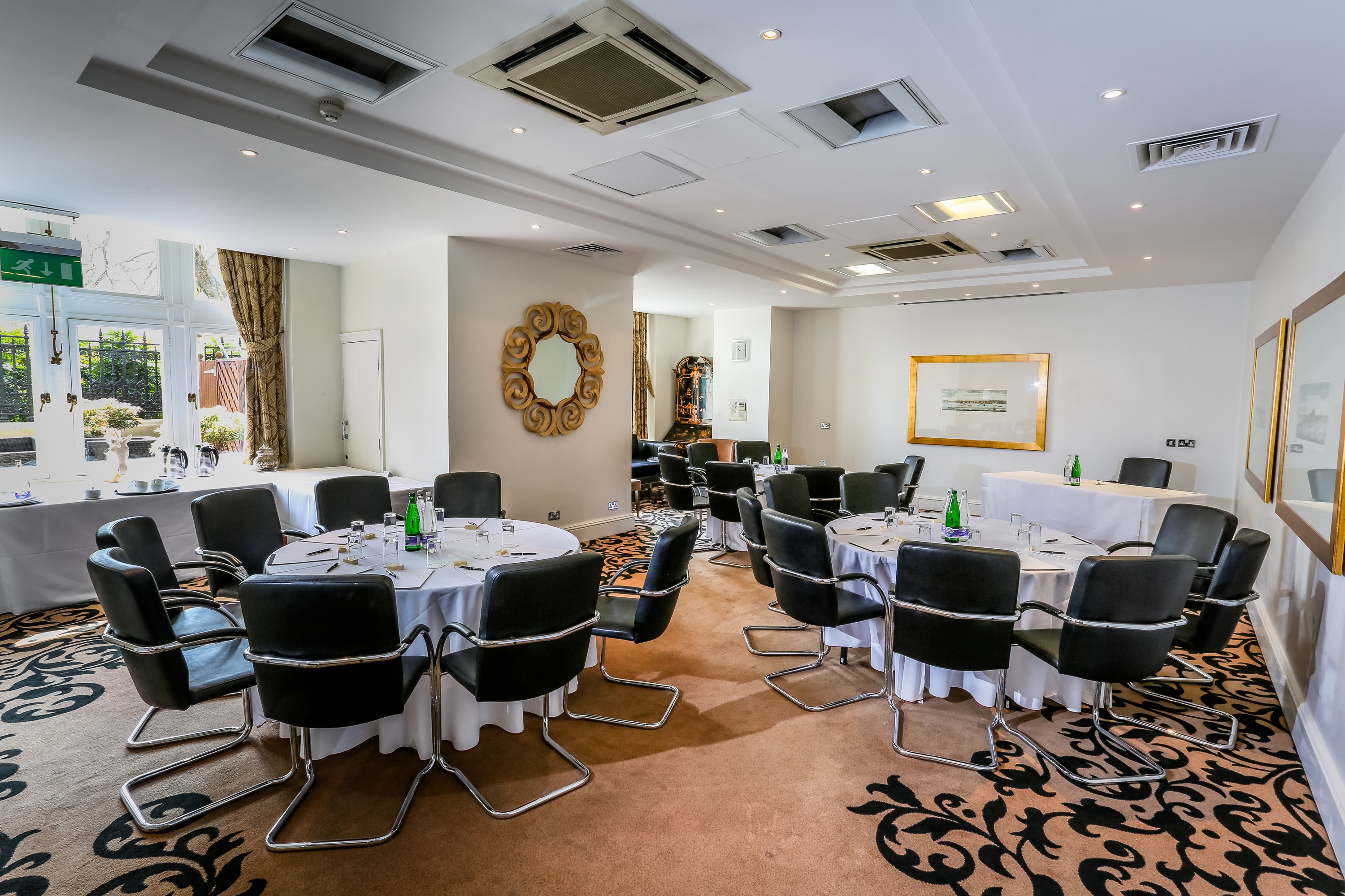 Thames Suite - 3xzqzi5eymi.JPG