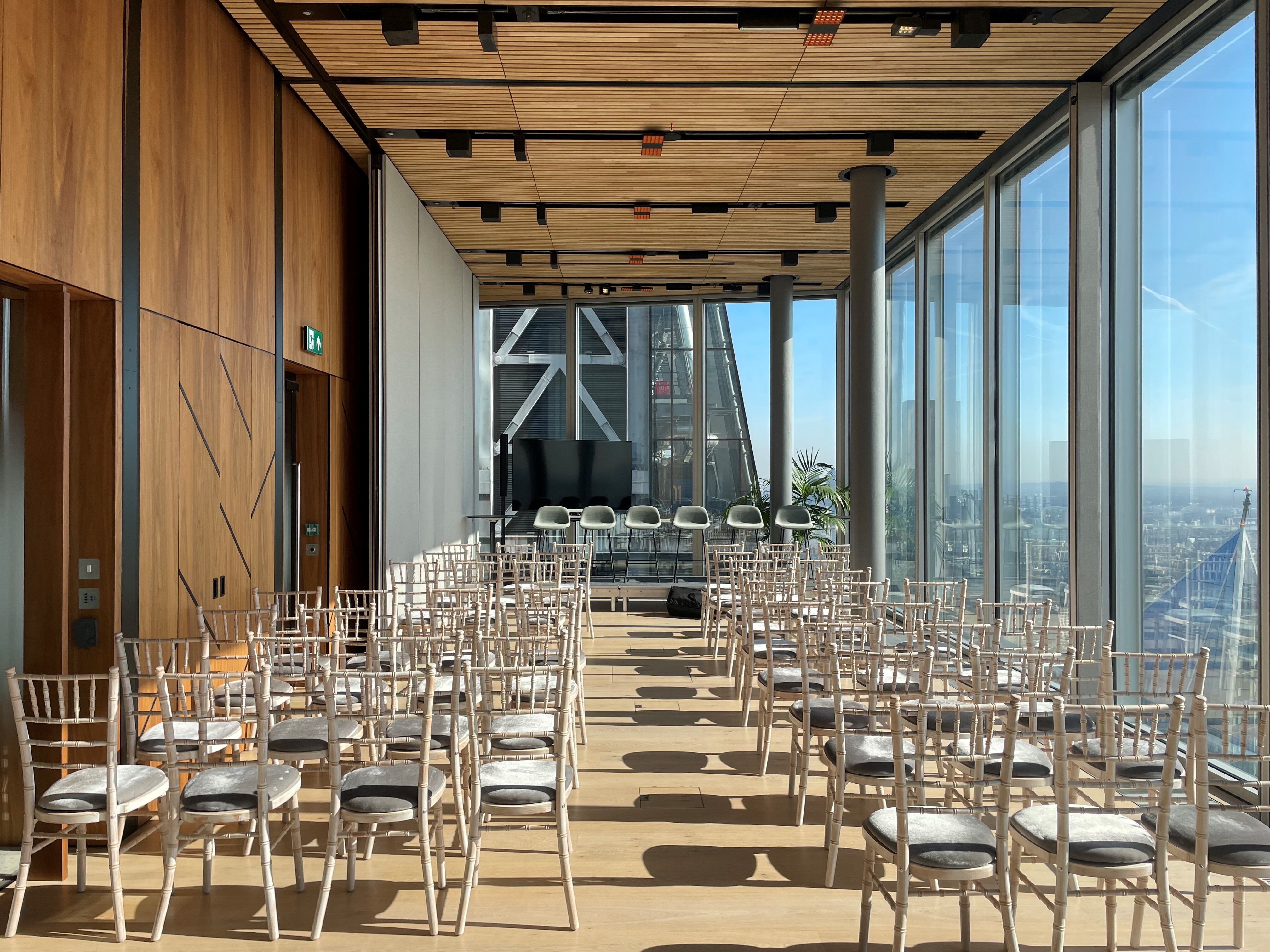 The Executive Suites - 694924fb-80f1-4b03-b382-d1cef8a36d2b.jpg