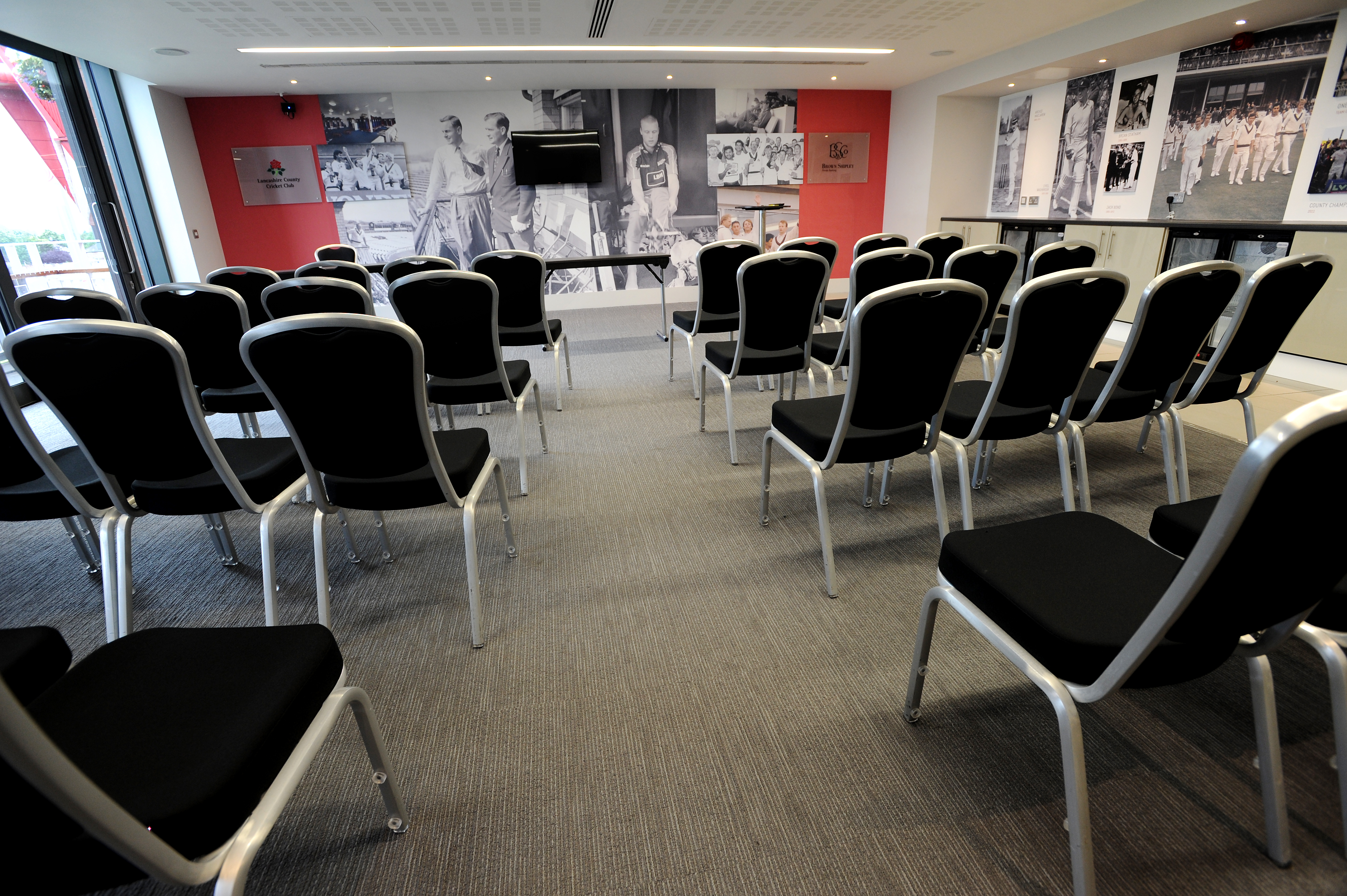 The Club Suite - ttxxllvoplv.jpg