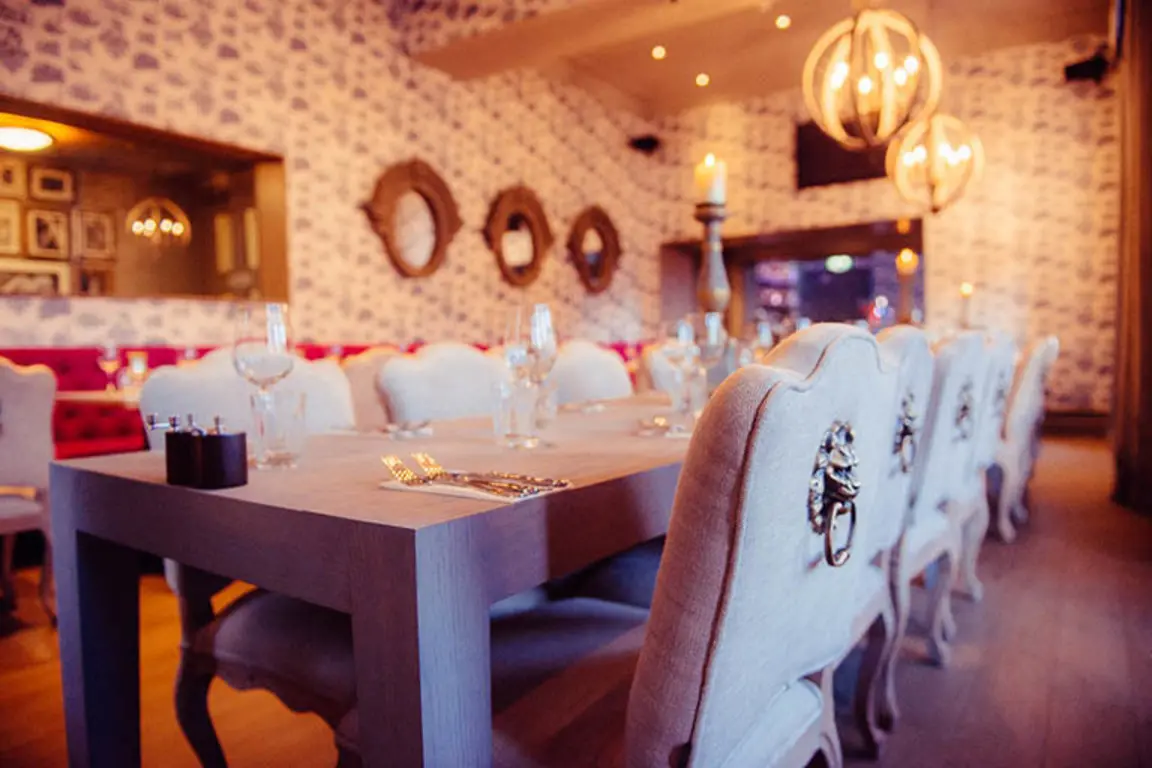 Elegant dining room at The Murrayfield Hotel, perfect for corporate events and gatherings.