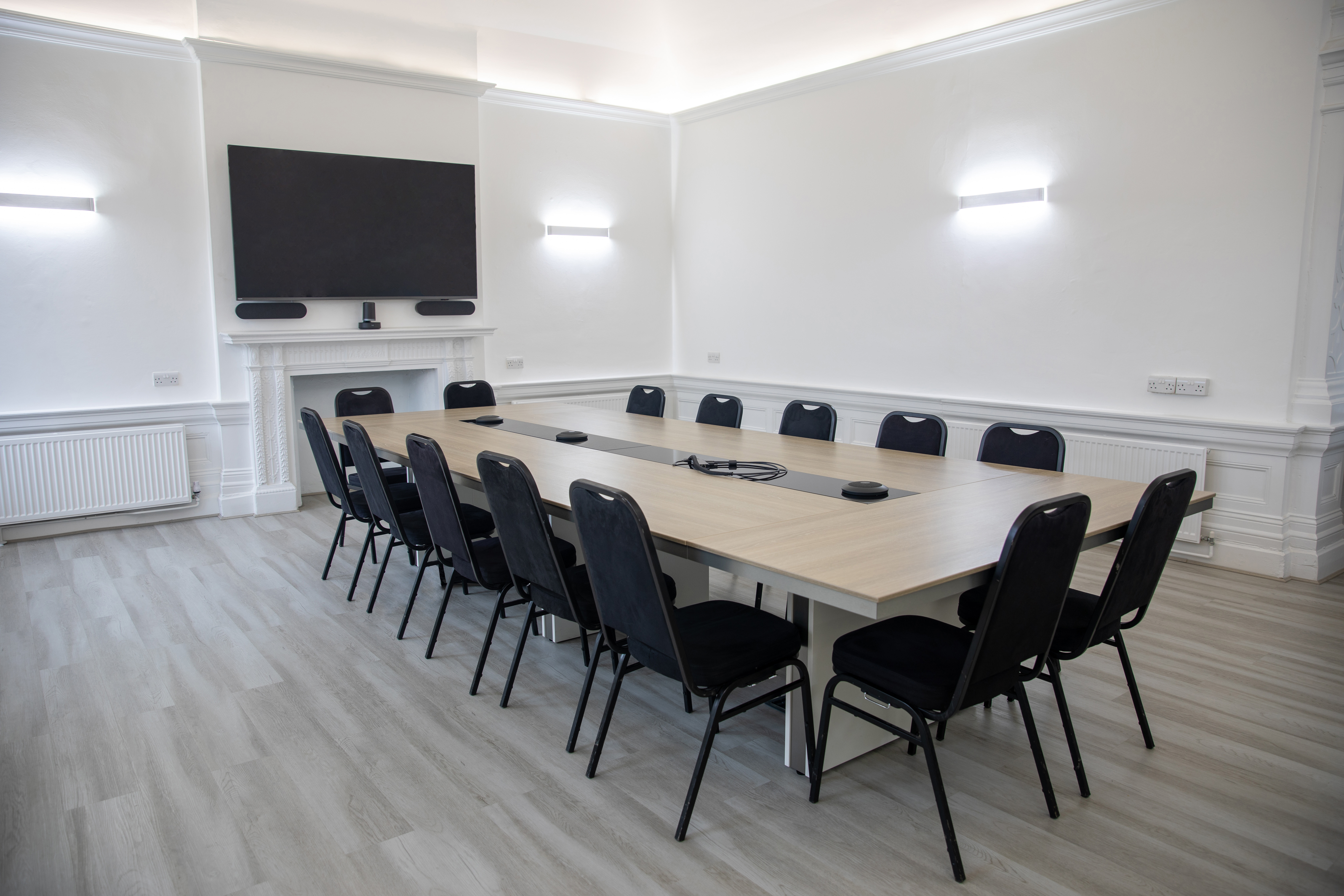 Executive Boardroom - qmmlspne4qo.jpg