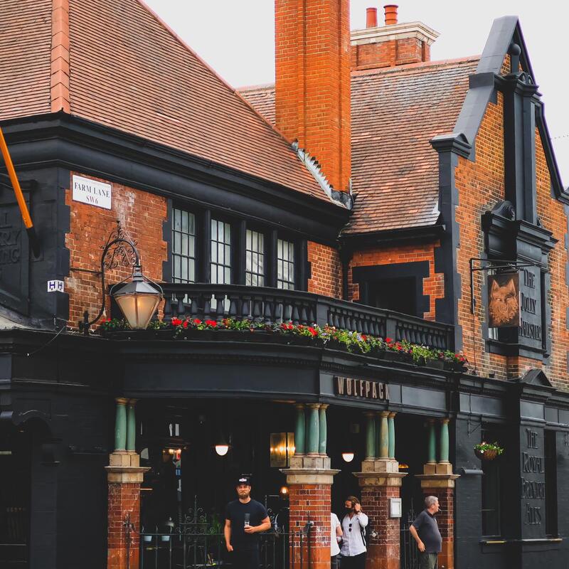 Charming brick venue for intimate gatherings and networking events in Fulham.