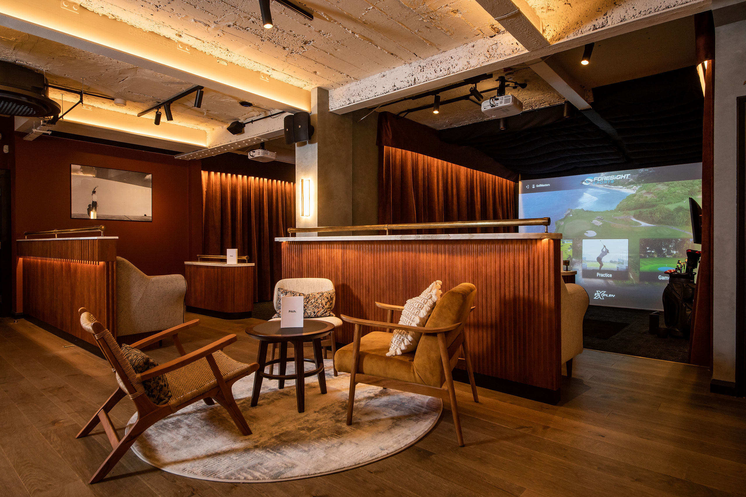 Stylish meeting space in Pitch City Soho, perfect for professional events and workshops.