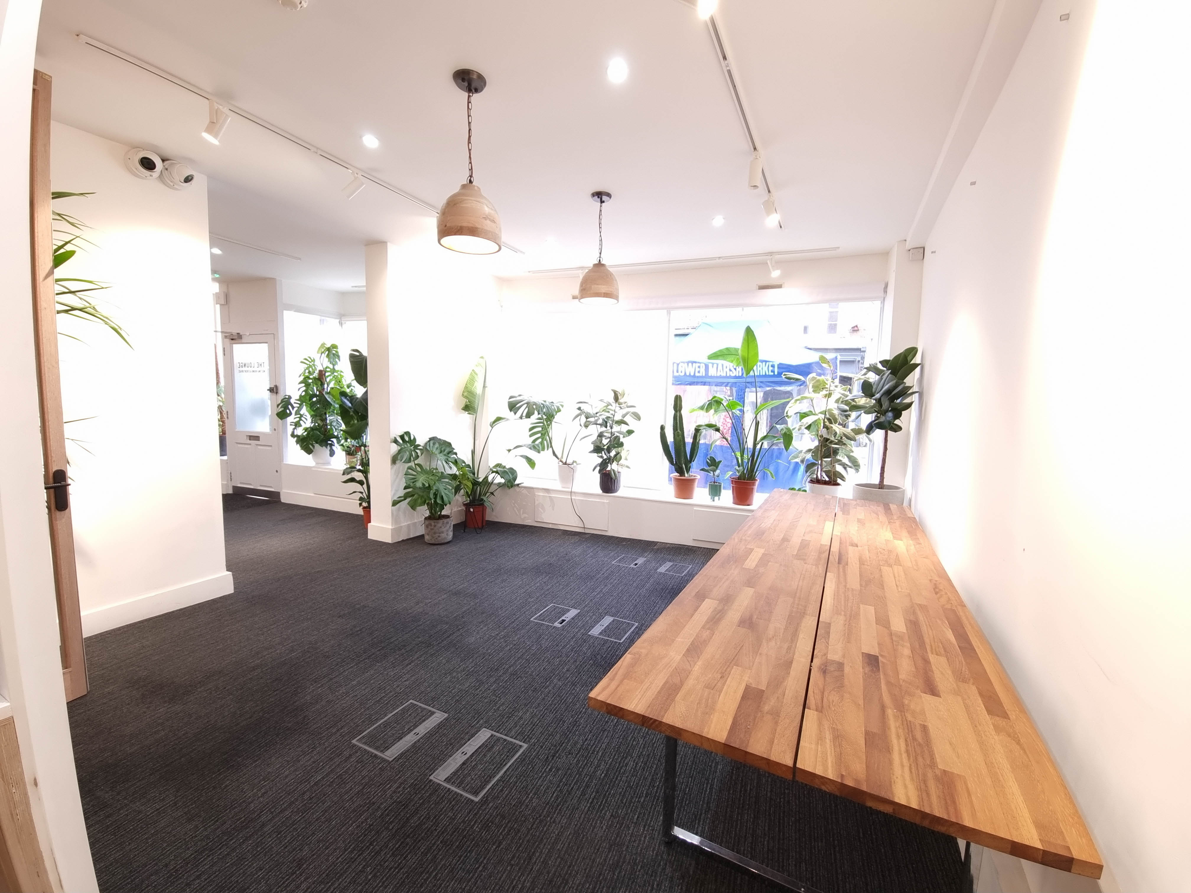 Whole Venue - xr5ry14k5ic.jpg