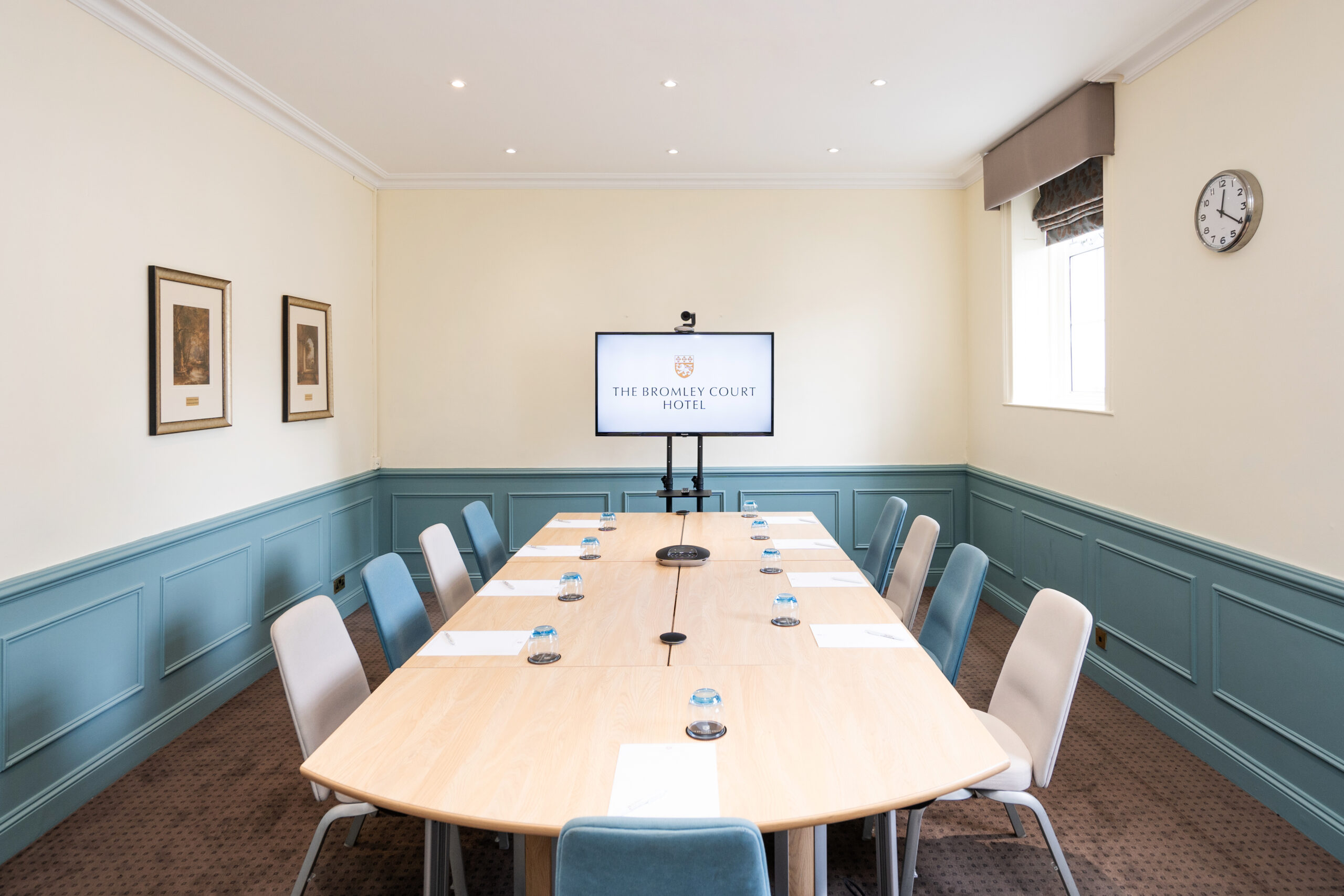Meetings | Bromley Court Hotel