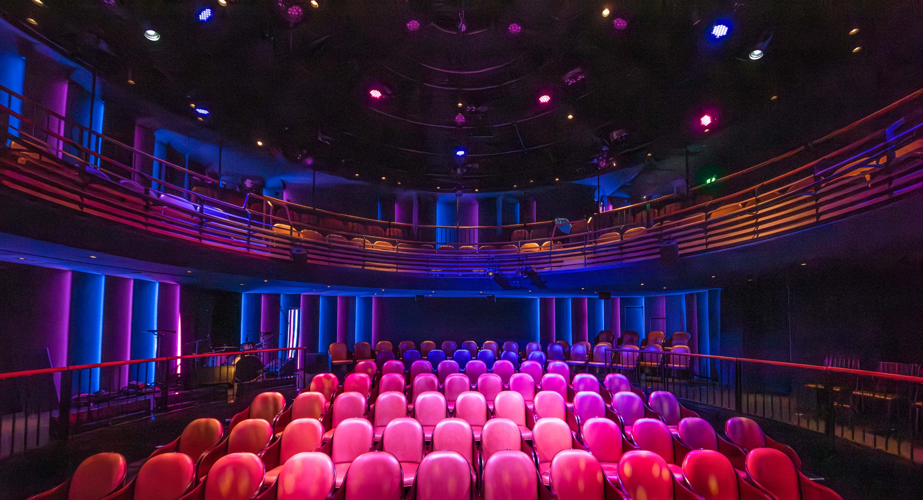 Auditorioum - wo2ihpddxtf.jpg