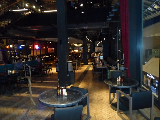 Stylish open restaurant in Everyman Leeds, ideal for networking events and gatherings.