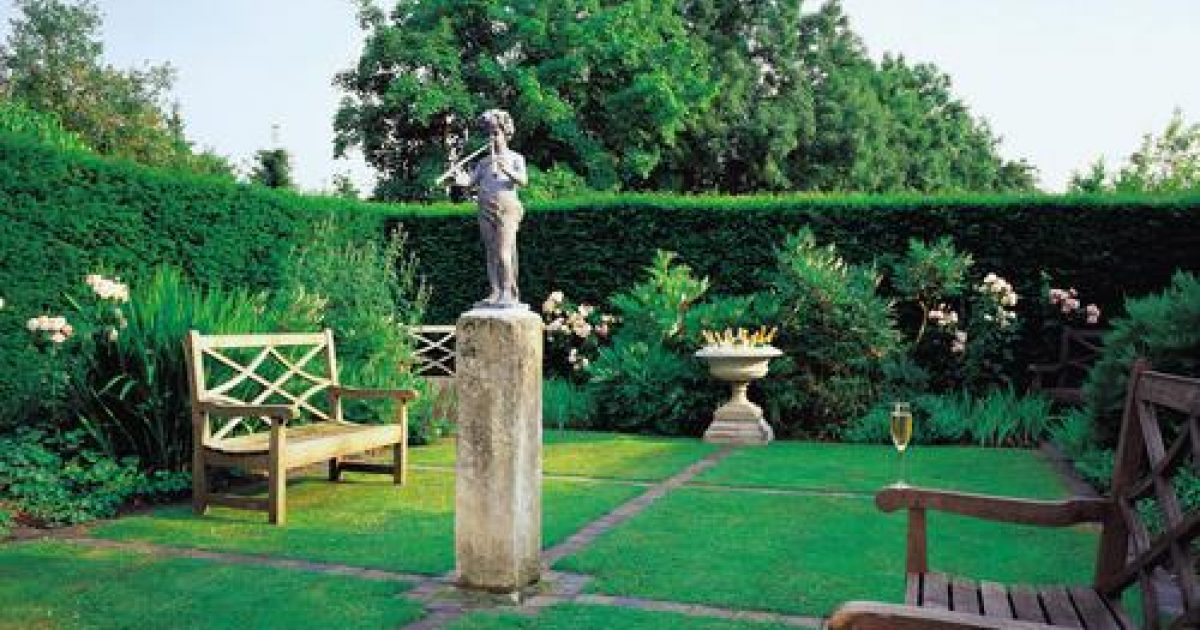 Magnolia Lawn - cdf737fc-4516-4d8d-8da0-5a7f515e4cb9.jpeg