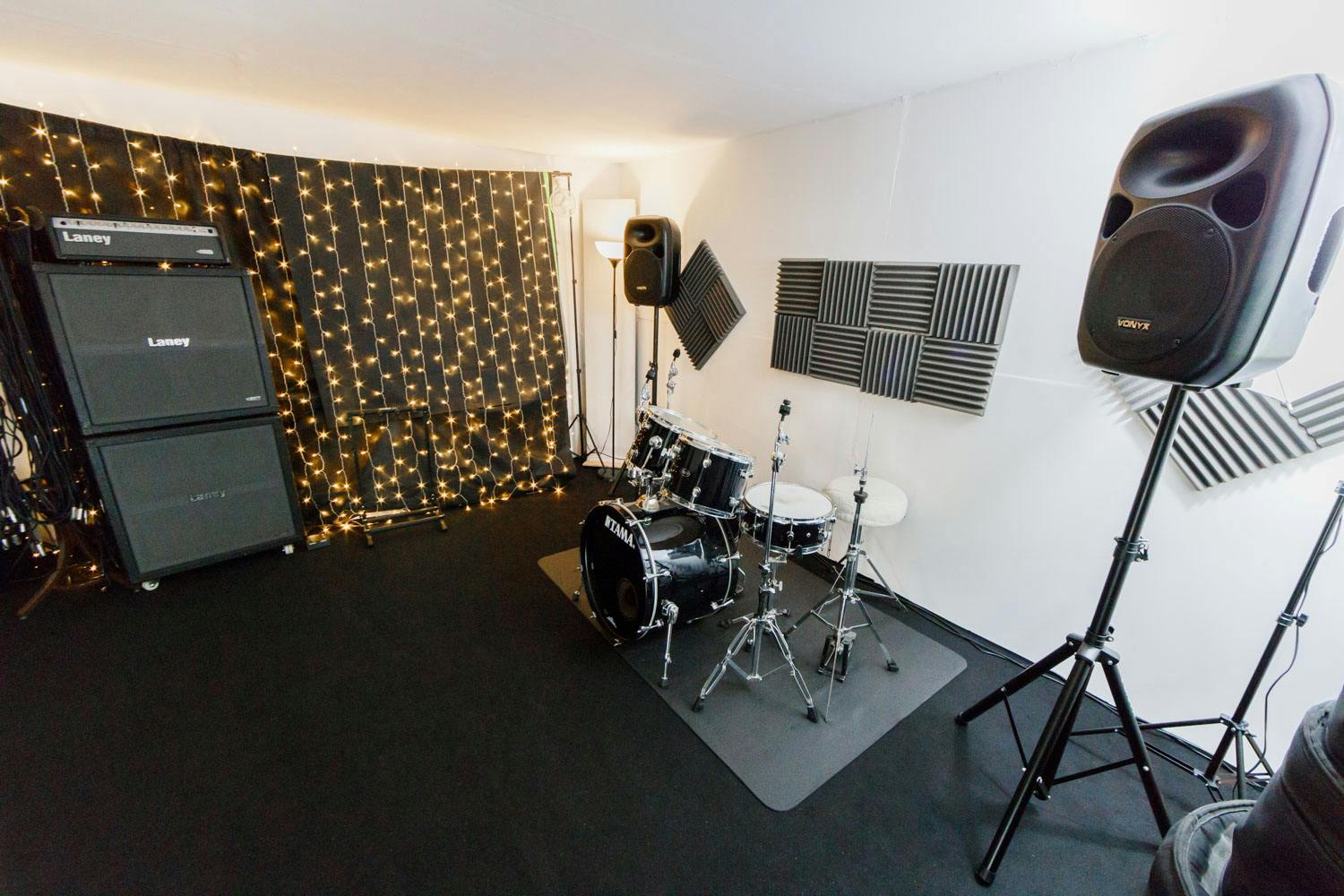  - >Sic Lick Studio</a>